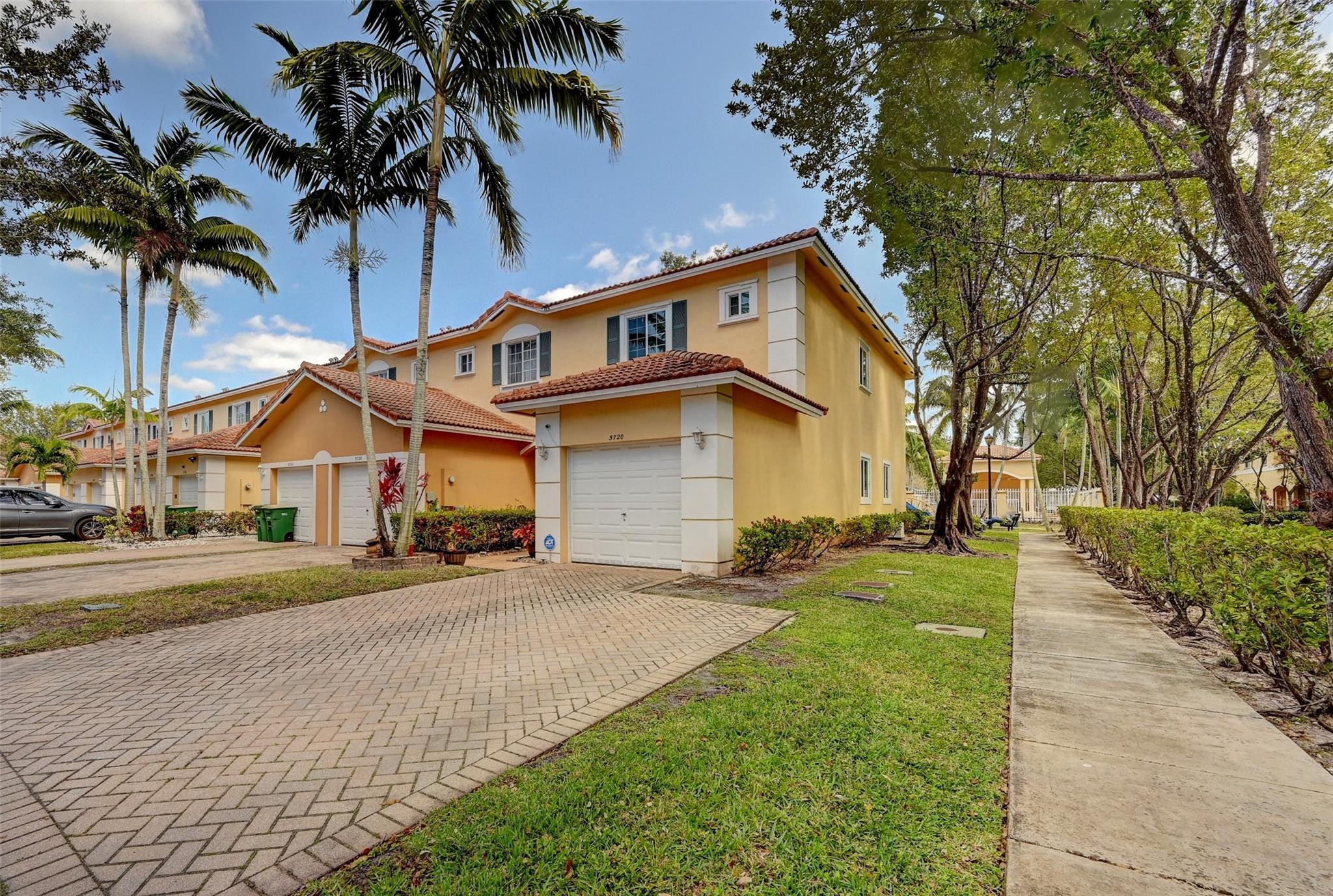 5720 Tuscany Ter Unit: 5720