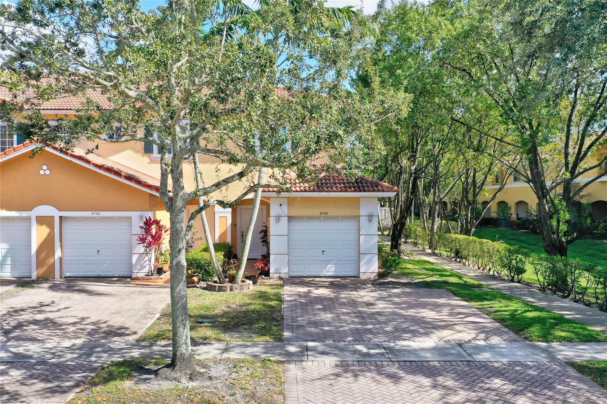 5720 Tuscany Ter Unit: 5720