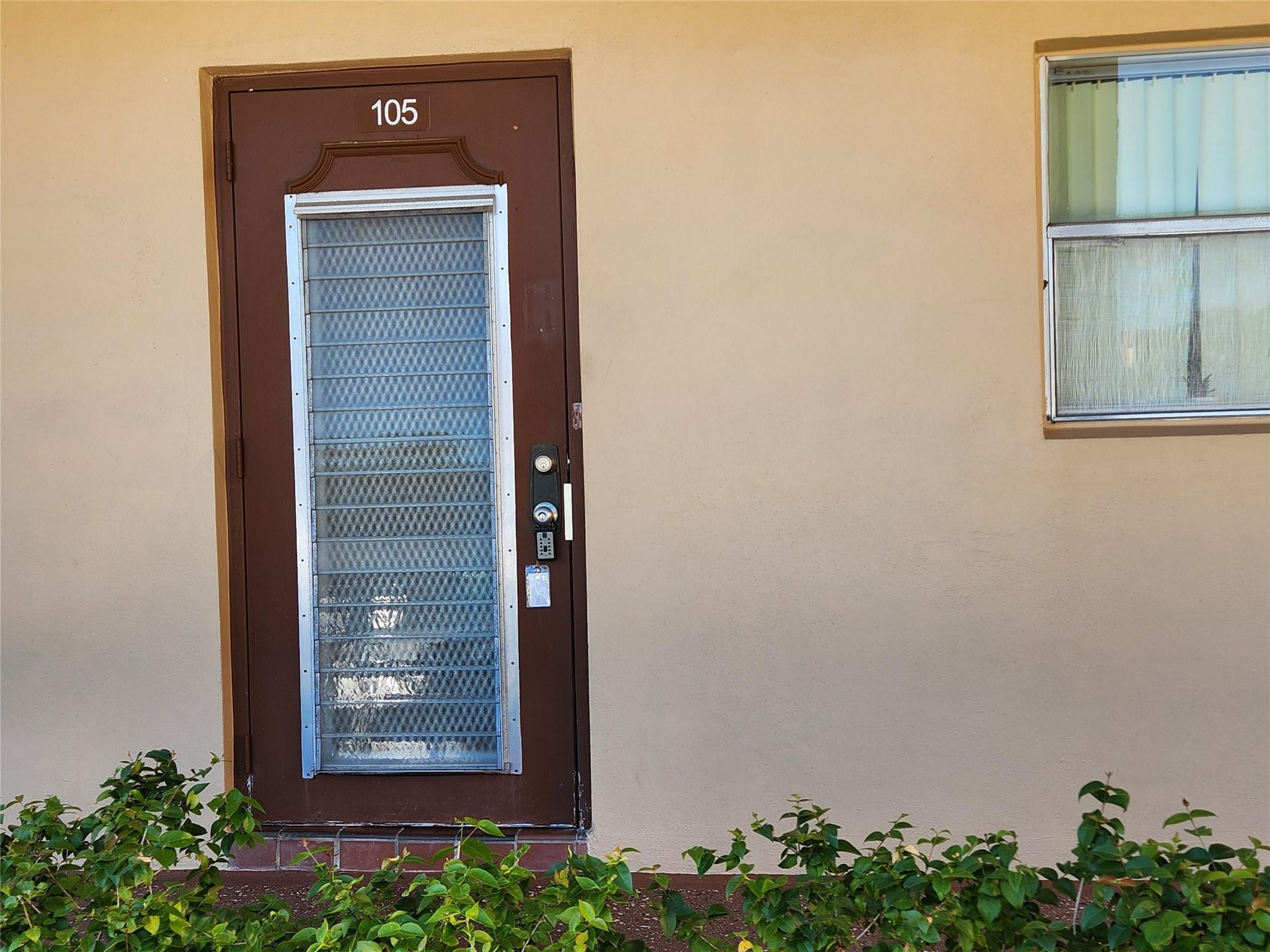 9041 Sunrise Lakes Blvd Unit: 105