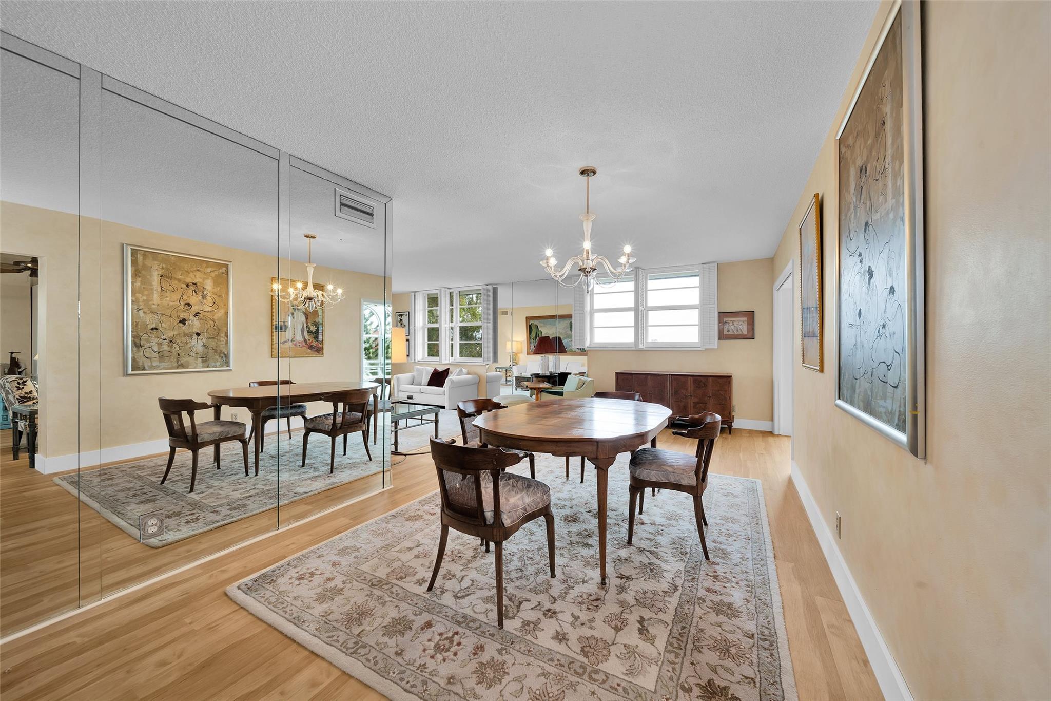 3910 NE Crystal Lake Dr Unit: 401