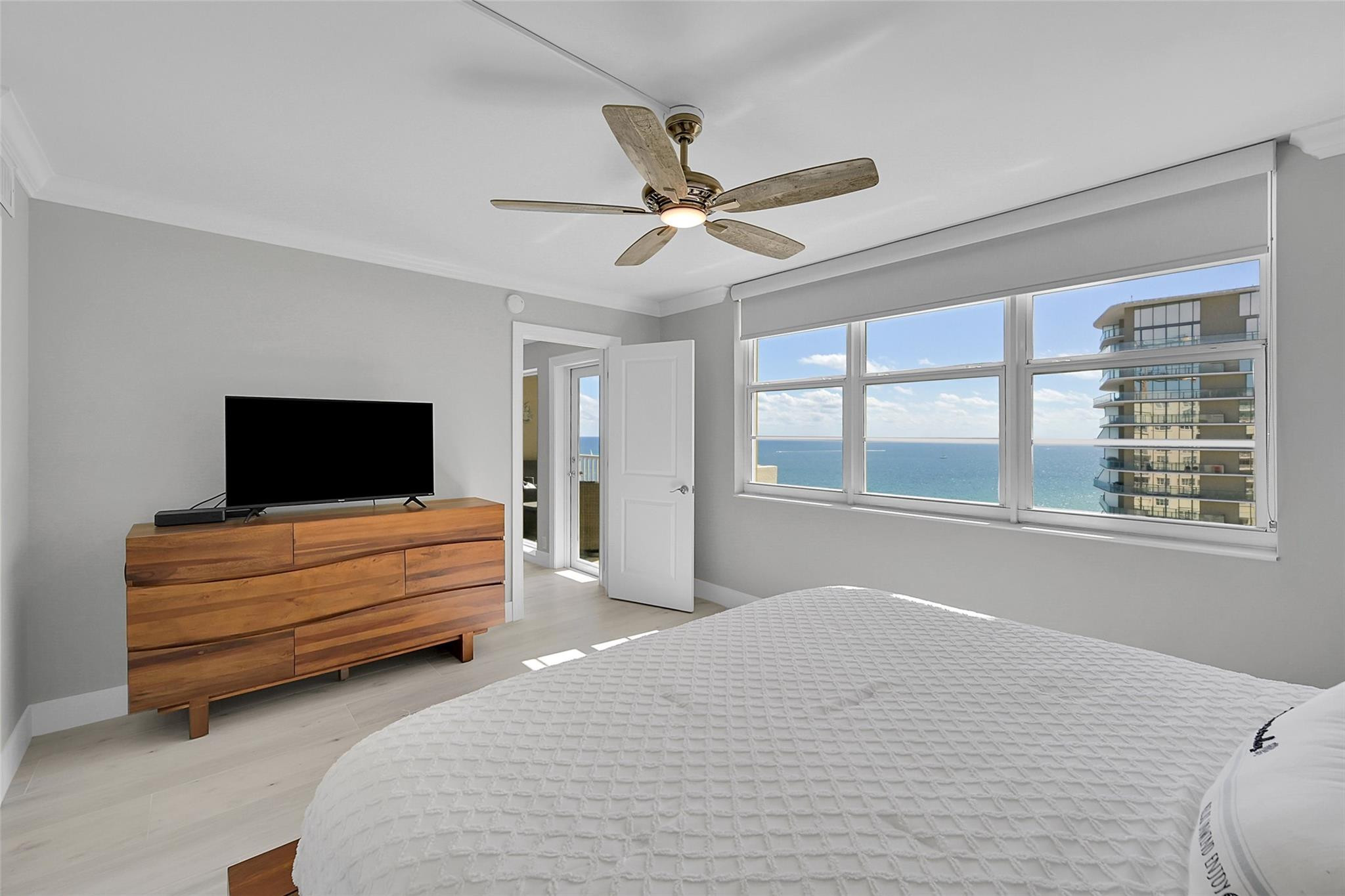 750 N Ocean Blvd 1705