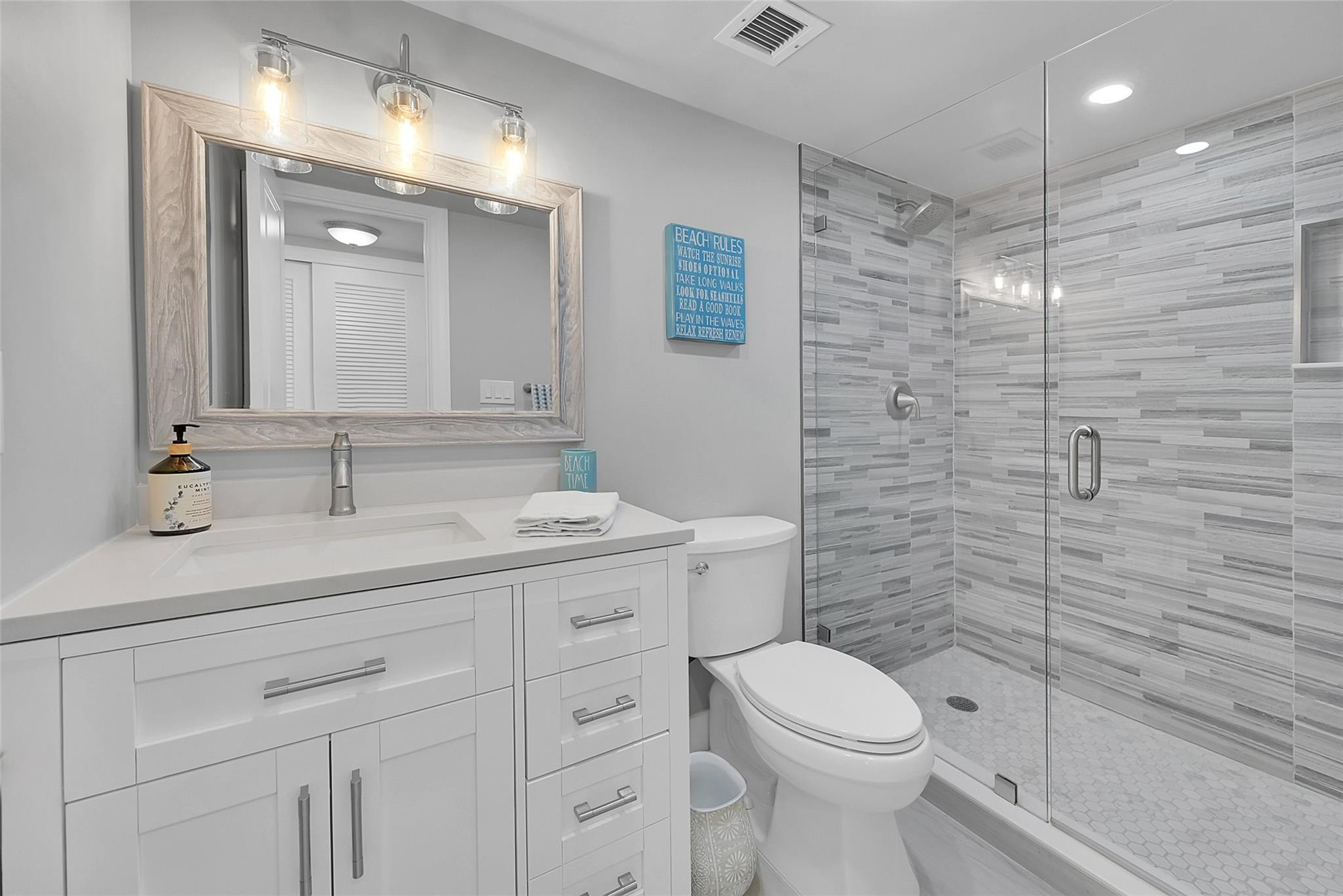 750 N Ocean Blvd 1705