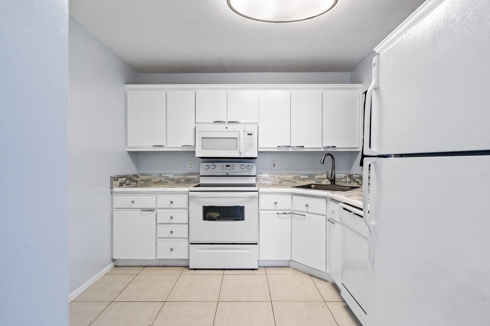 3463 Cocoplum Cir Unit: 3432