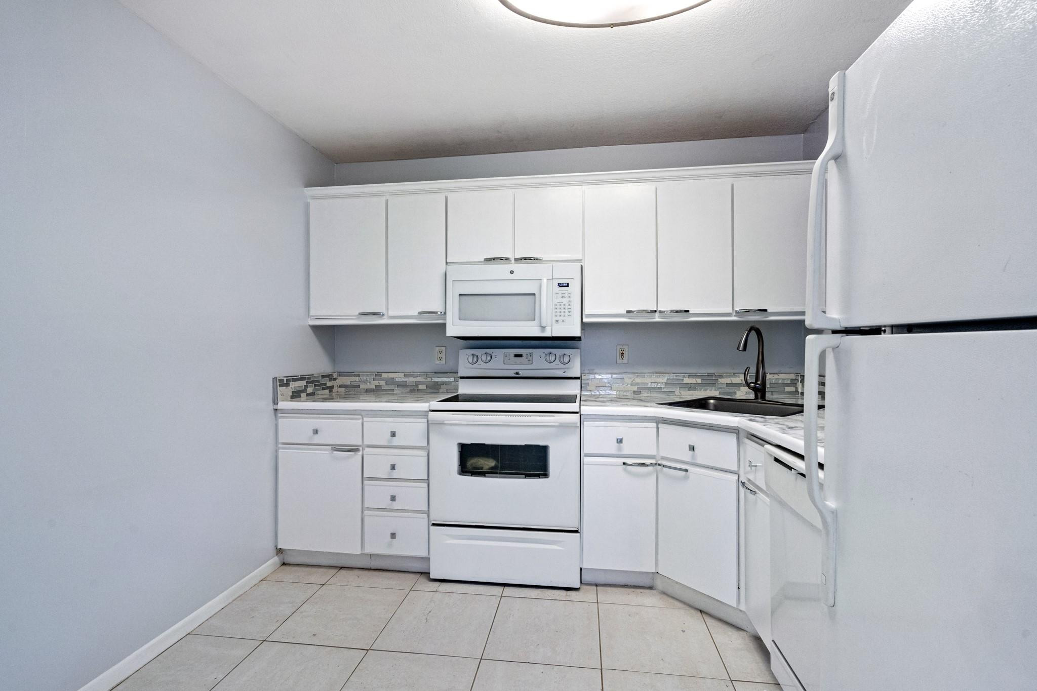 3463 Cocoplum Cir Unit: 3432