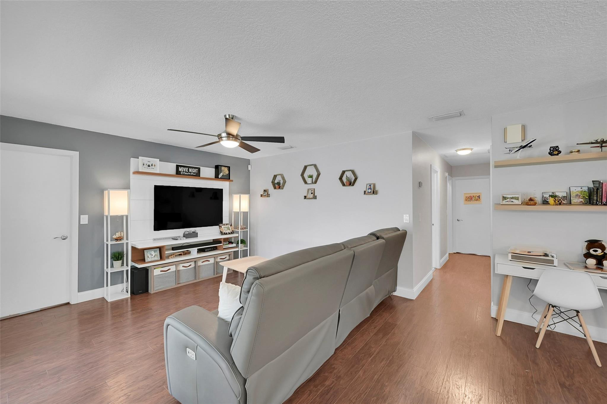 4391 NW 112th Ave