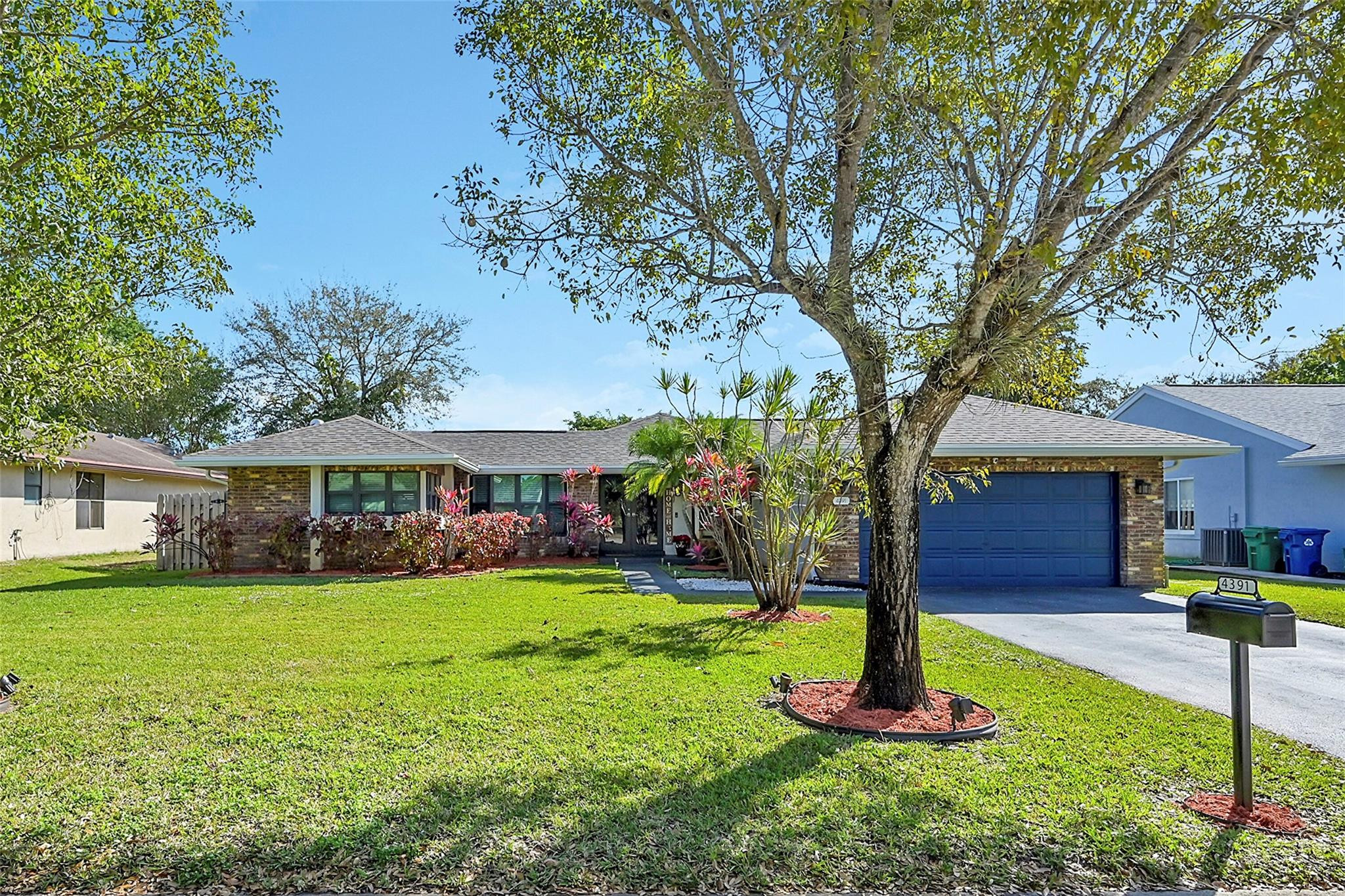 4391 NW 112th Ave