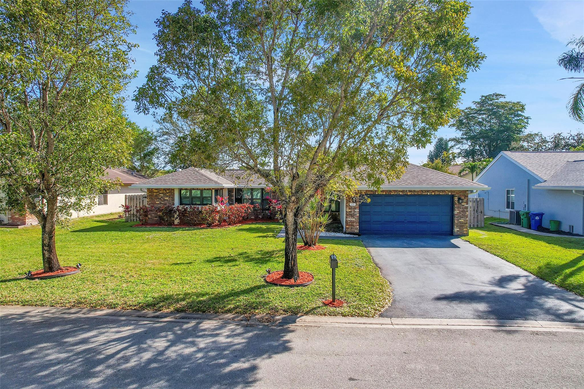 4391 NW 112th Ave
