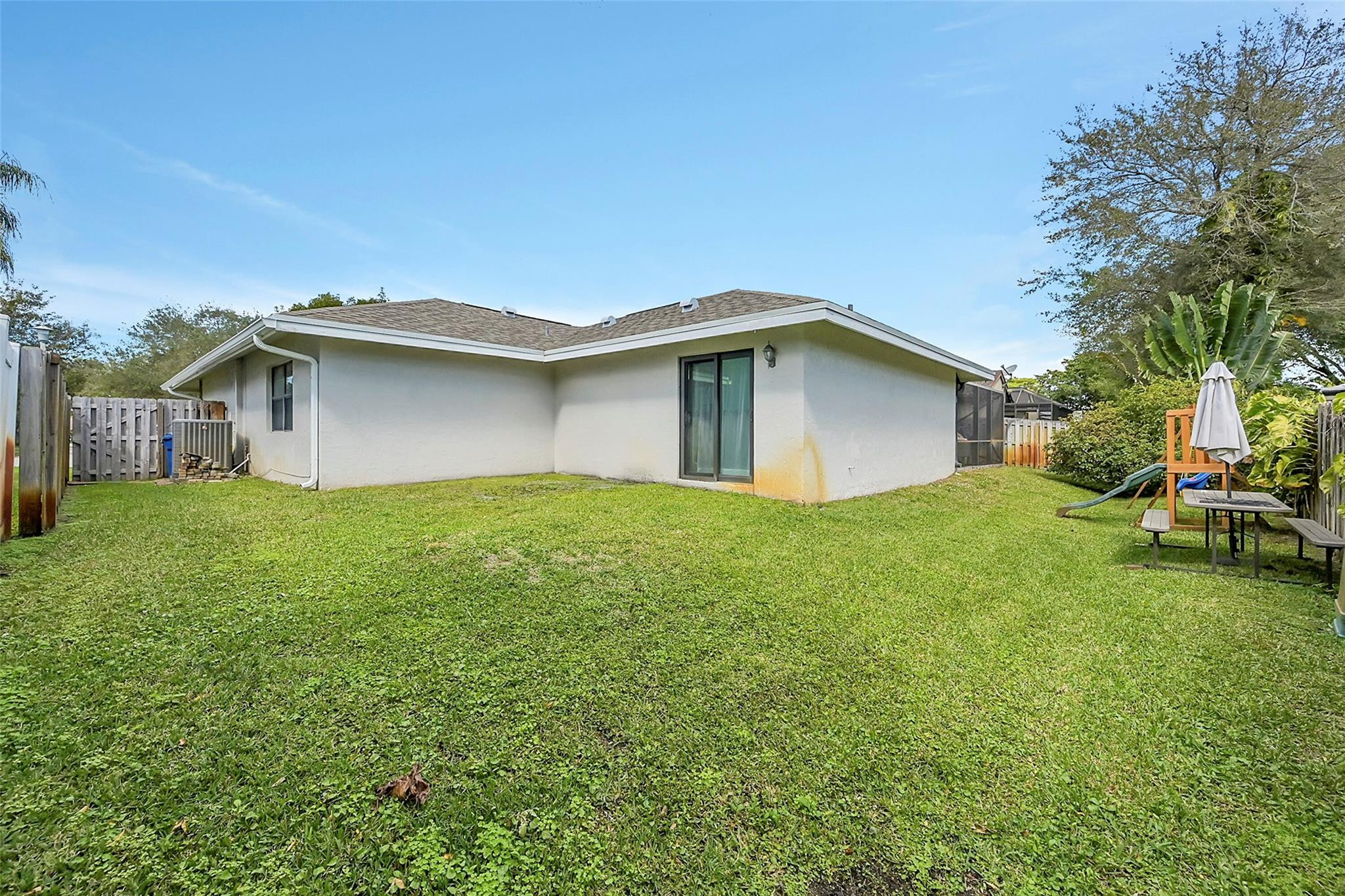 4391 NW 112th Ave