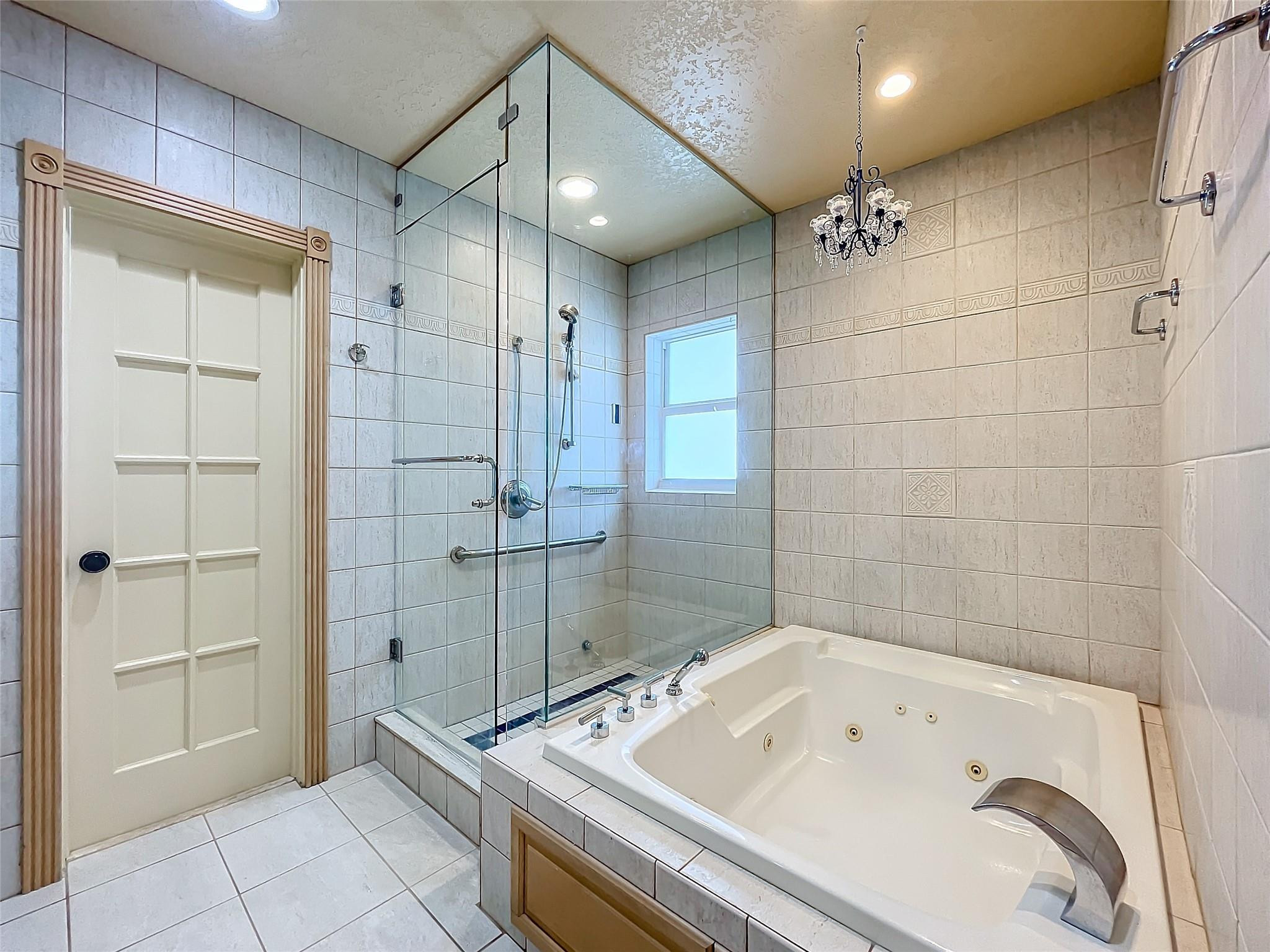 1681 SE 4th Ct