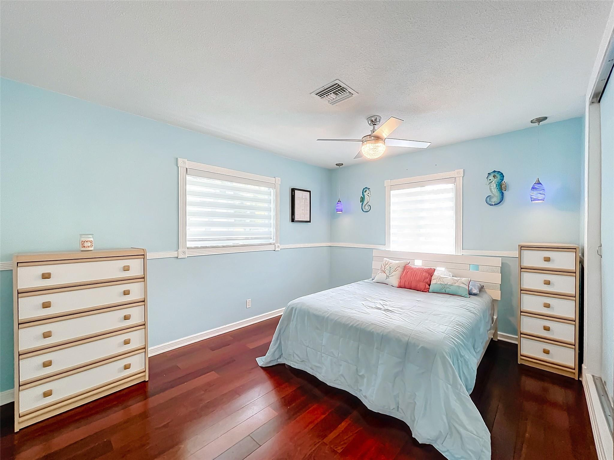 1681 SE 4th Ct