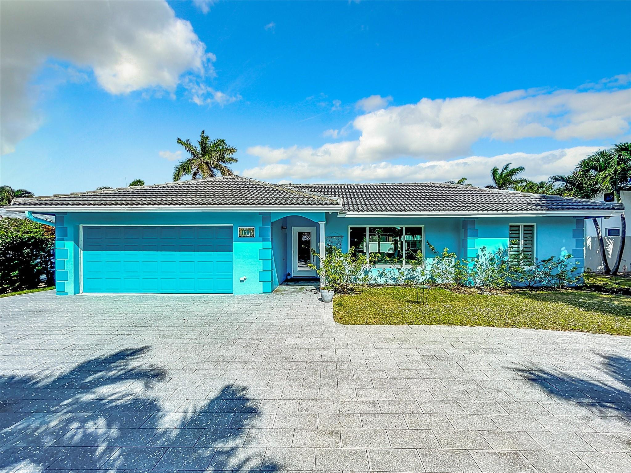 1681 SE 4th Ct