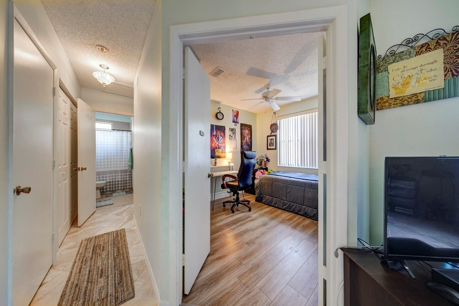 4101 Coral Tree Cir 318