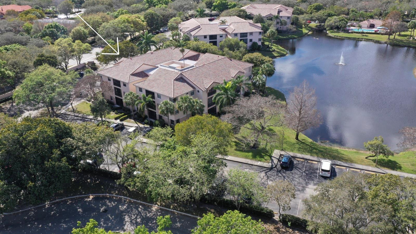 4101 Coral Tree Cir 318