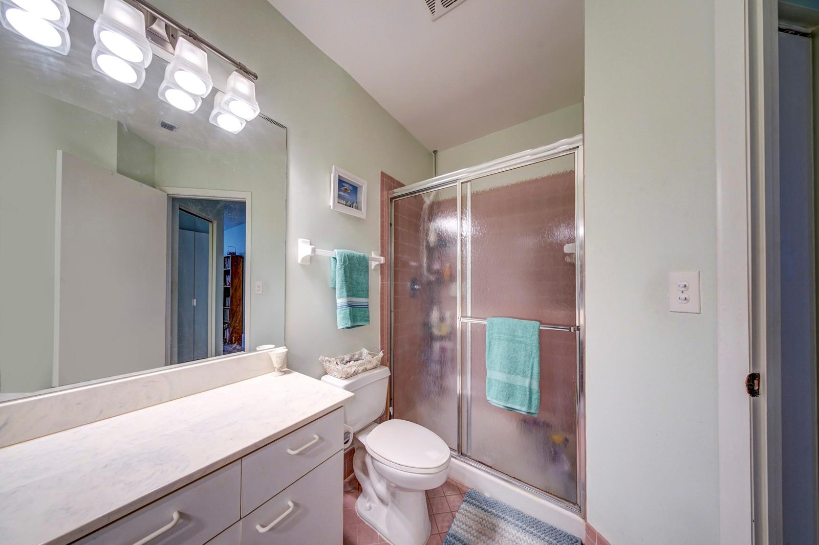 4101 Coral Tree Cir 318