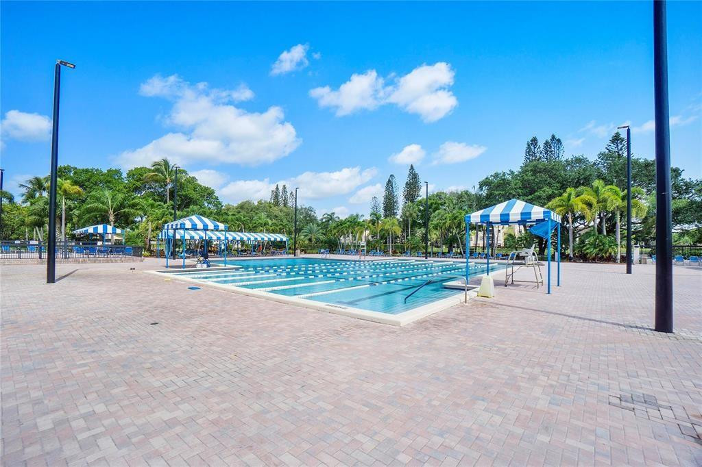 4101 Coral Tree Cir 318