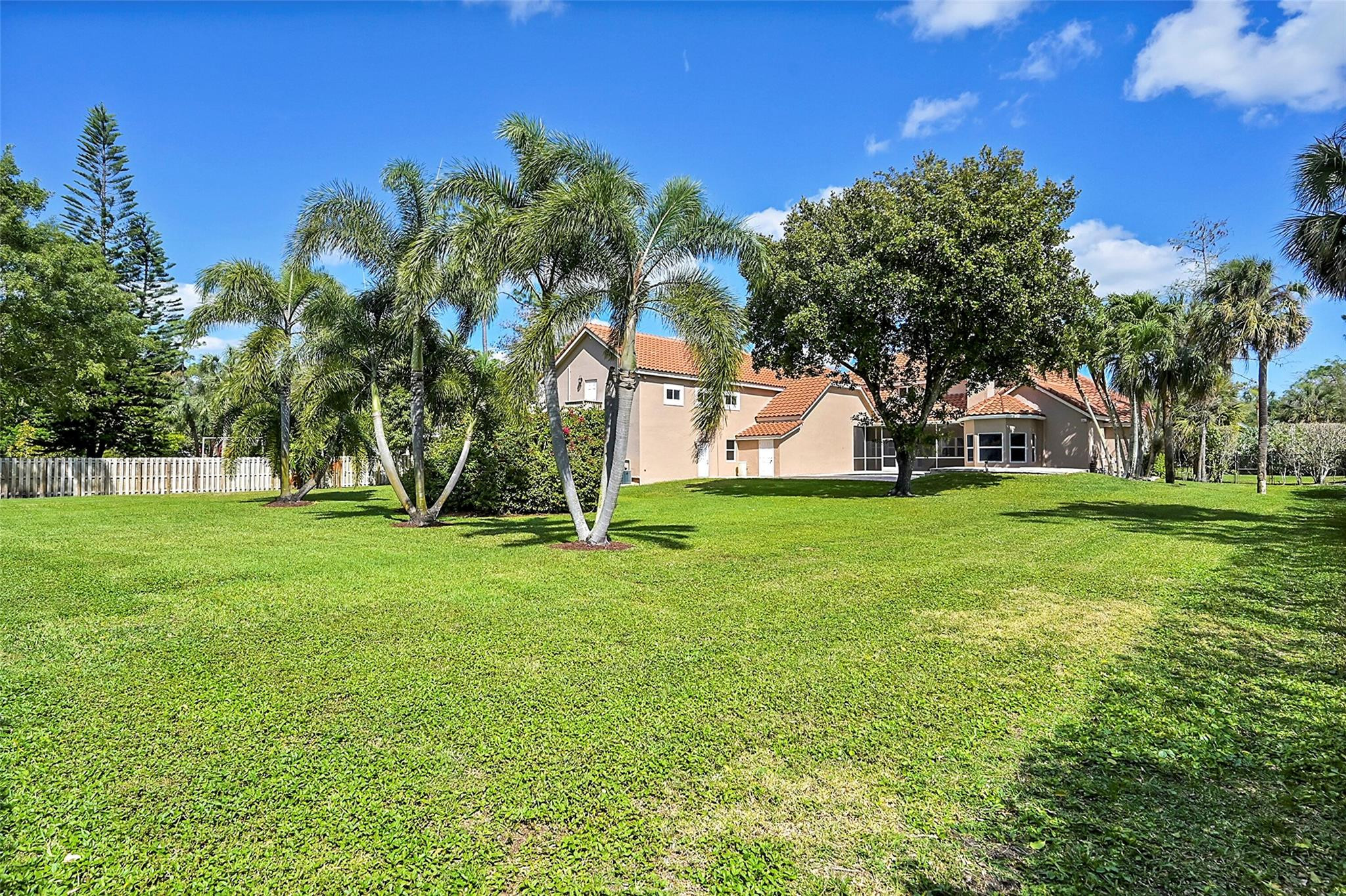 6213 NW 63rd Way
