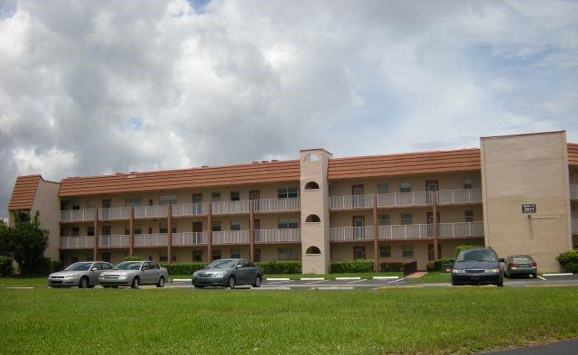 2811 N Pine Island Rd 207