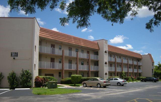 2811 N Pine Island Rd 207