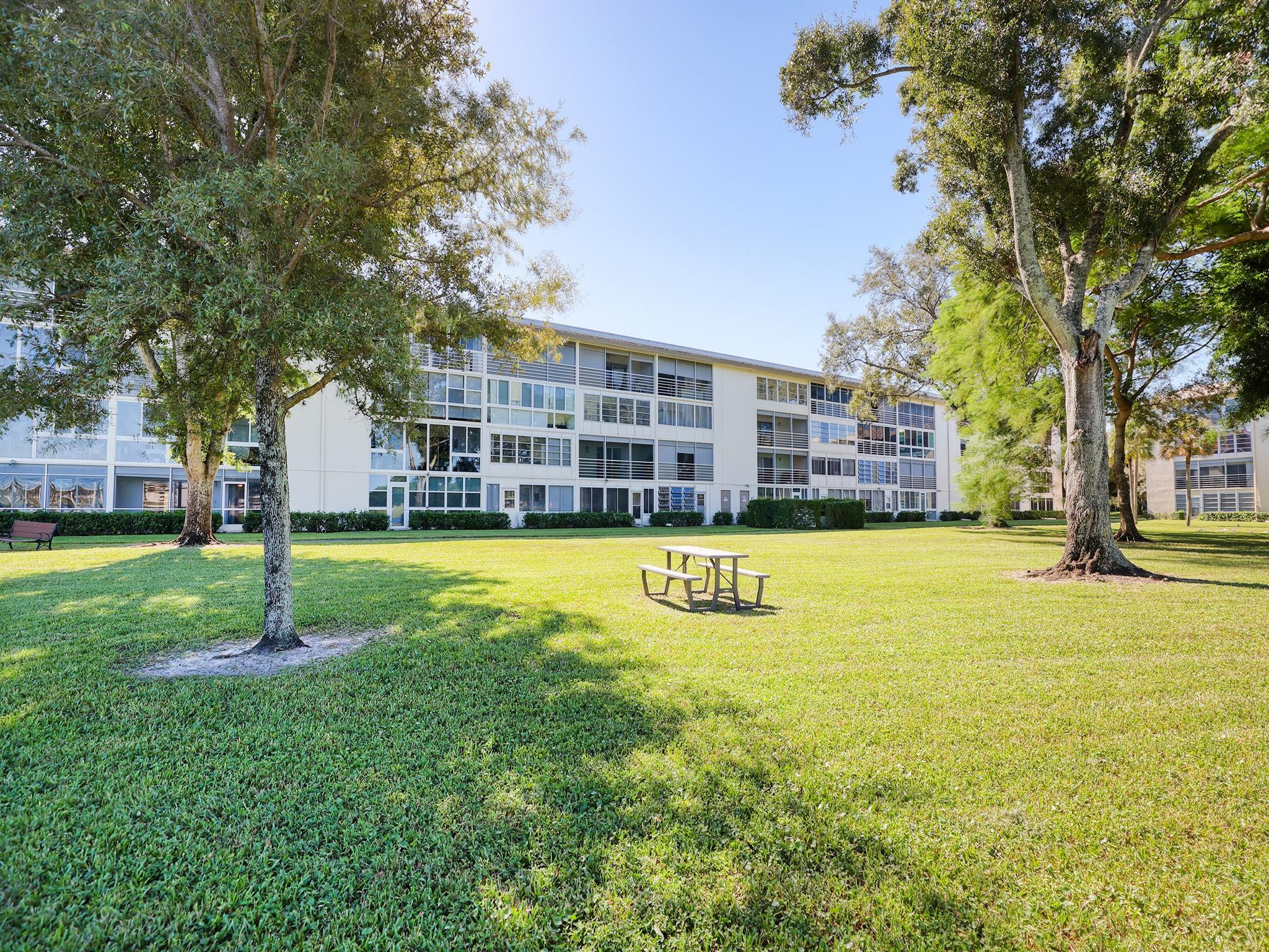 2903 Victoria Cir K1