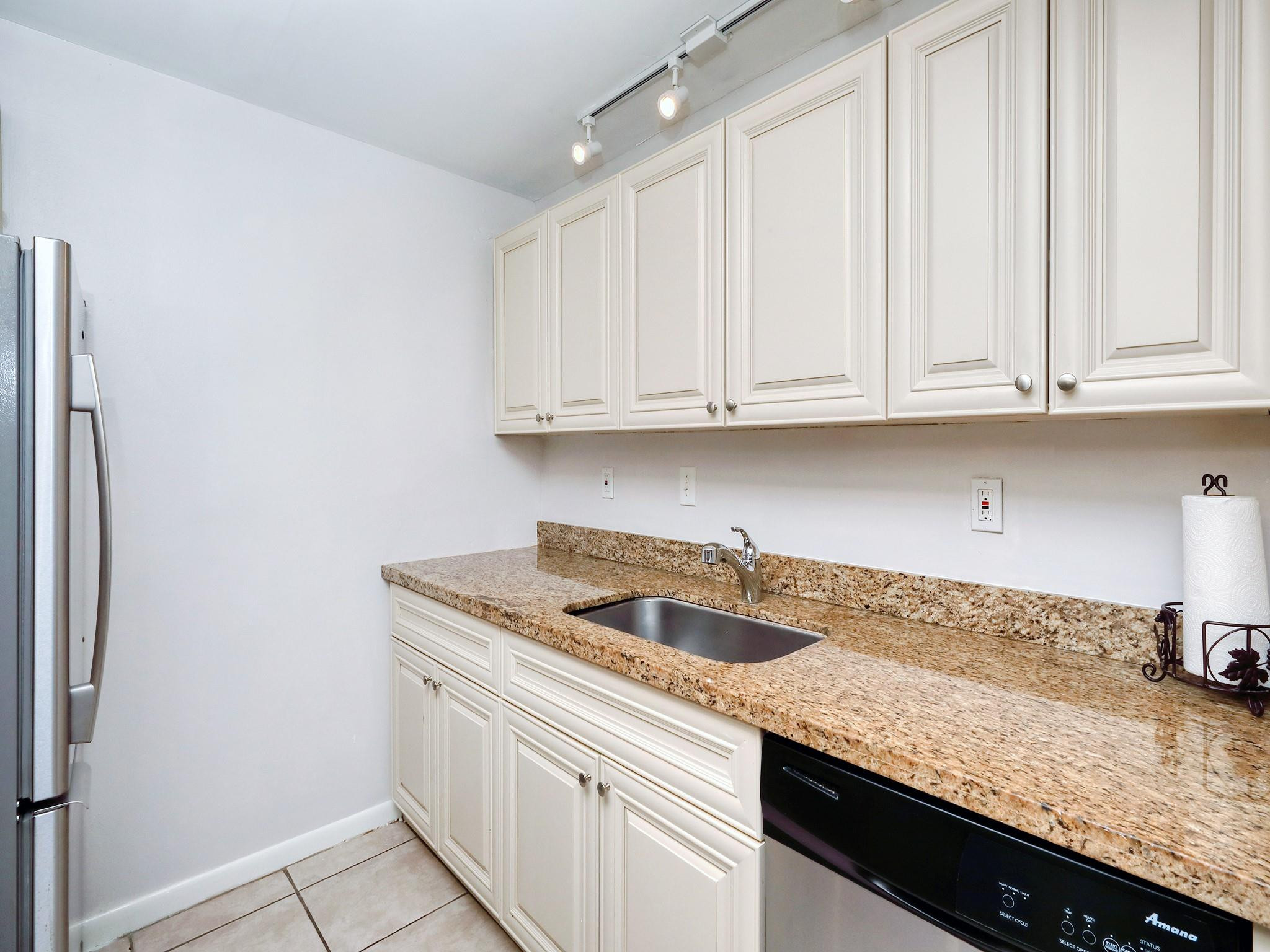 2903 Victoria Cir K1