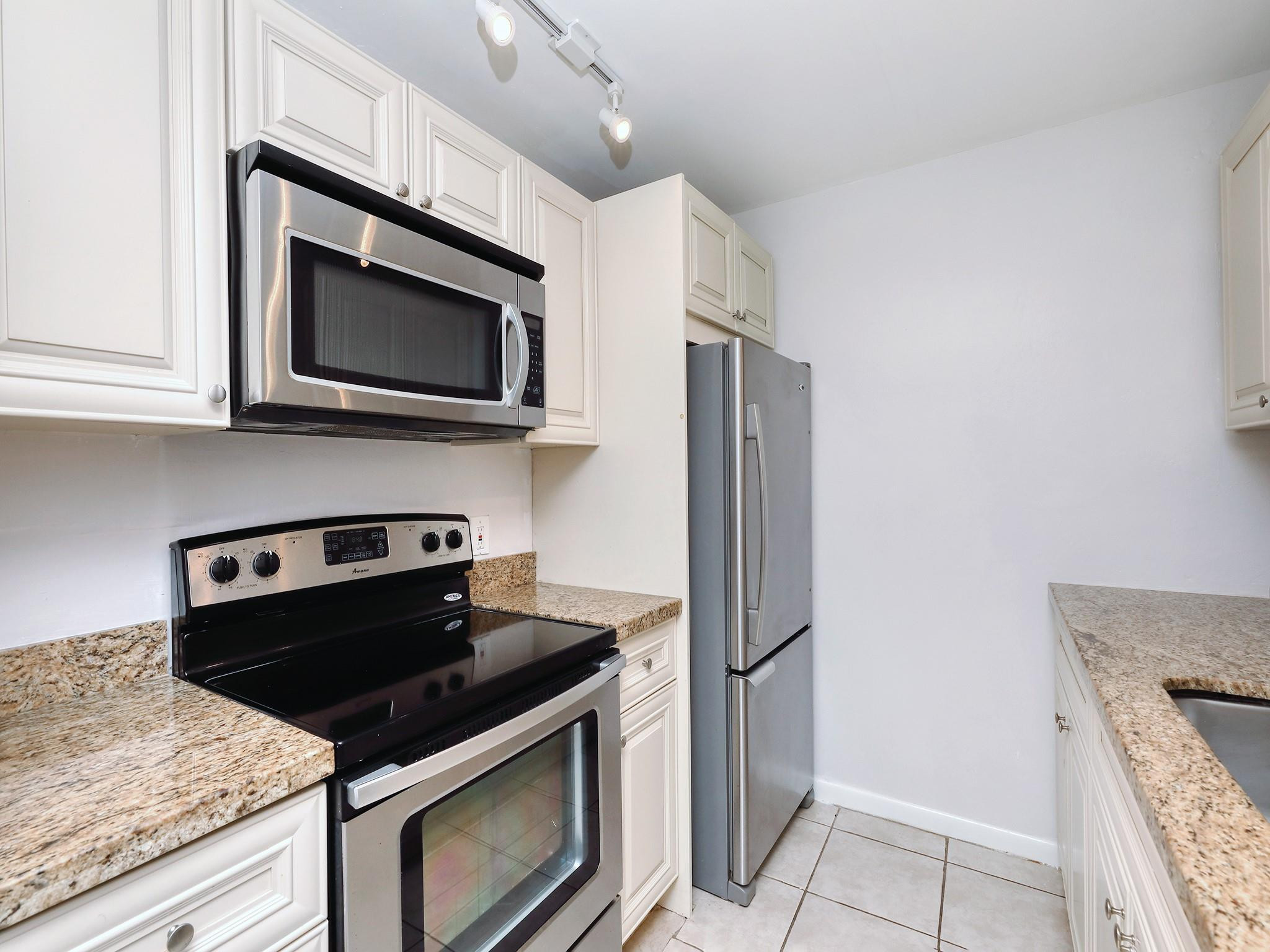 2903 Victoria Cir K1