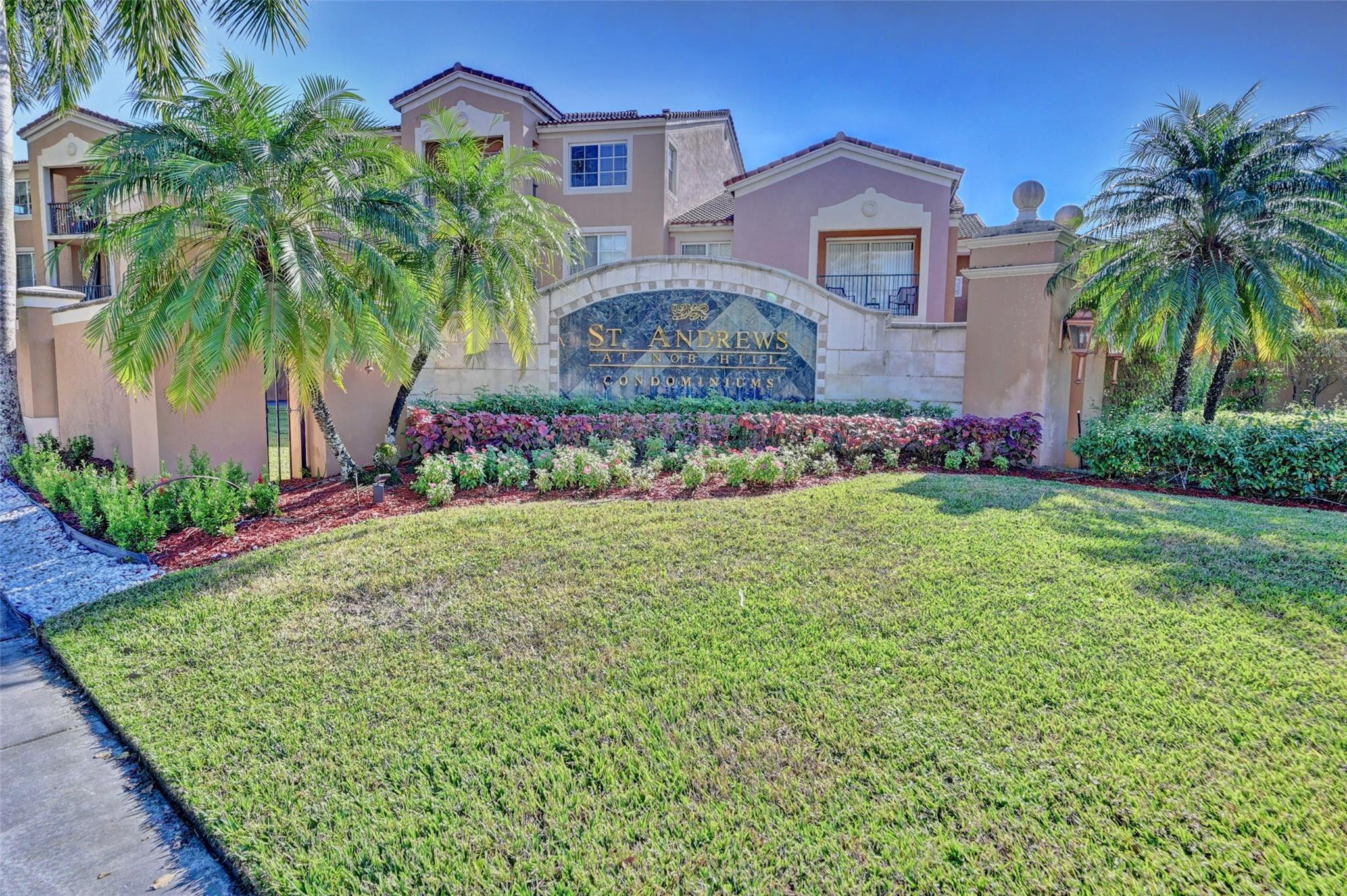 8030 N NOB HILL RD 303