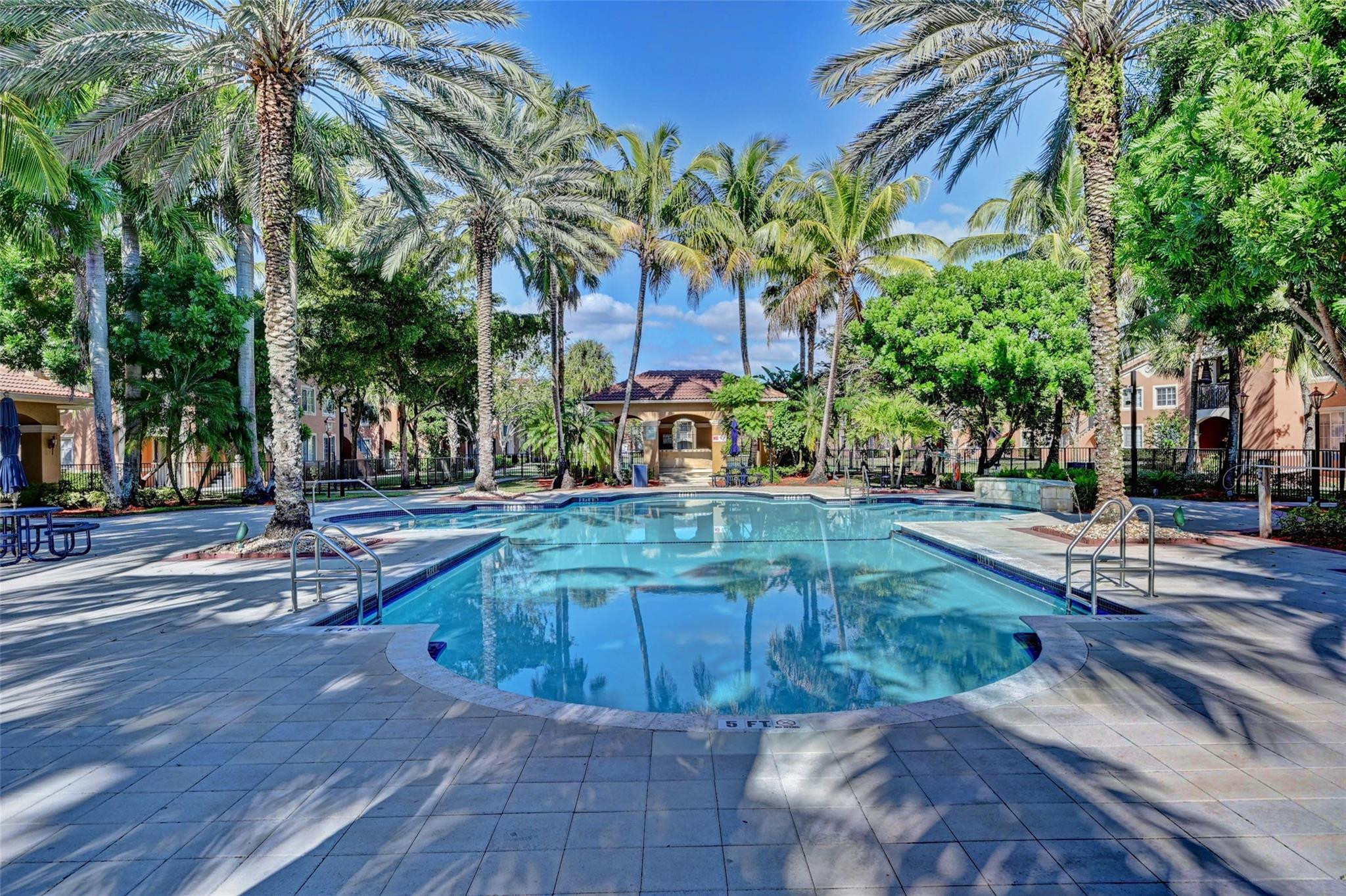 8030 N NOB HILL RD 303