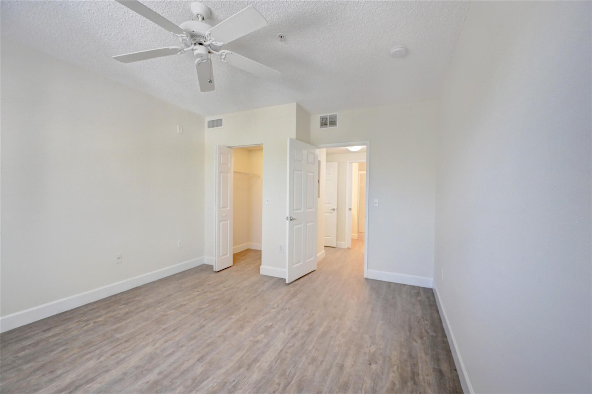 8030 N NOB HILL RD 303