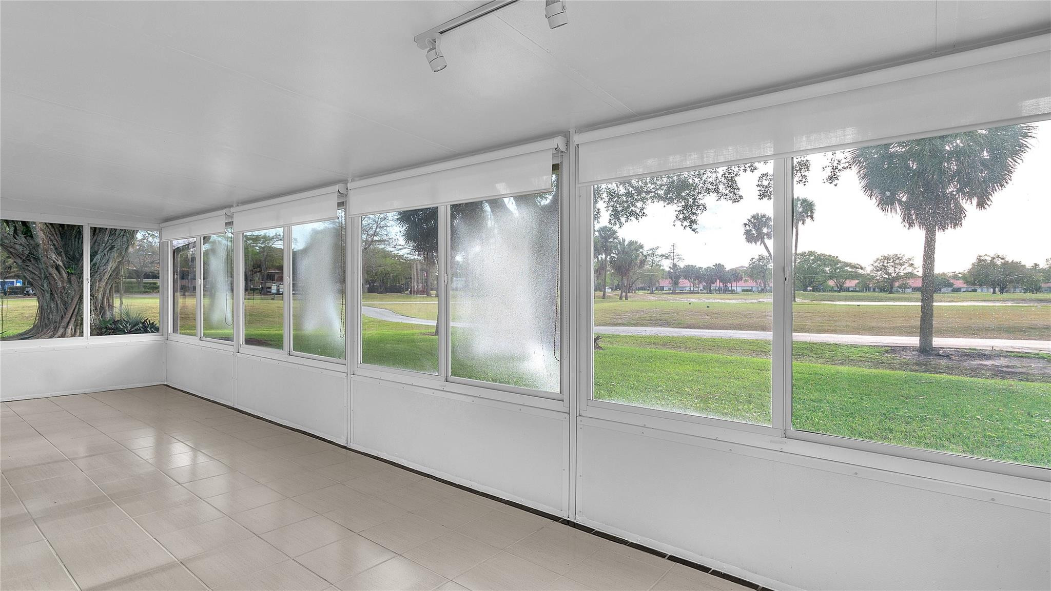 3735 Oaks Clubhouse Dr 3735