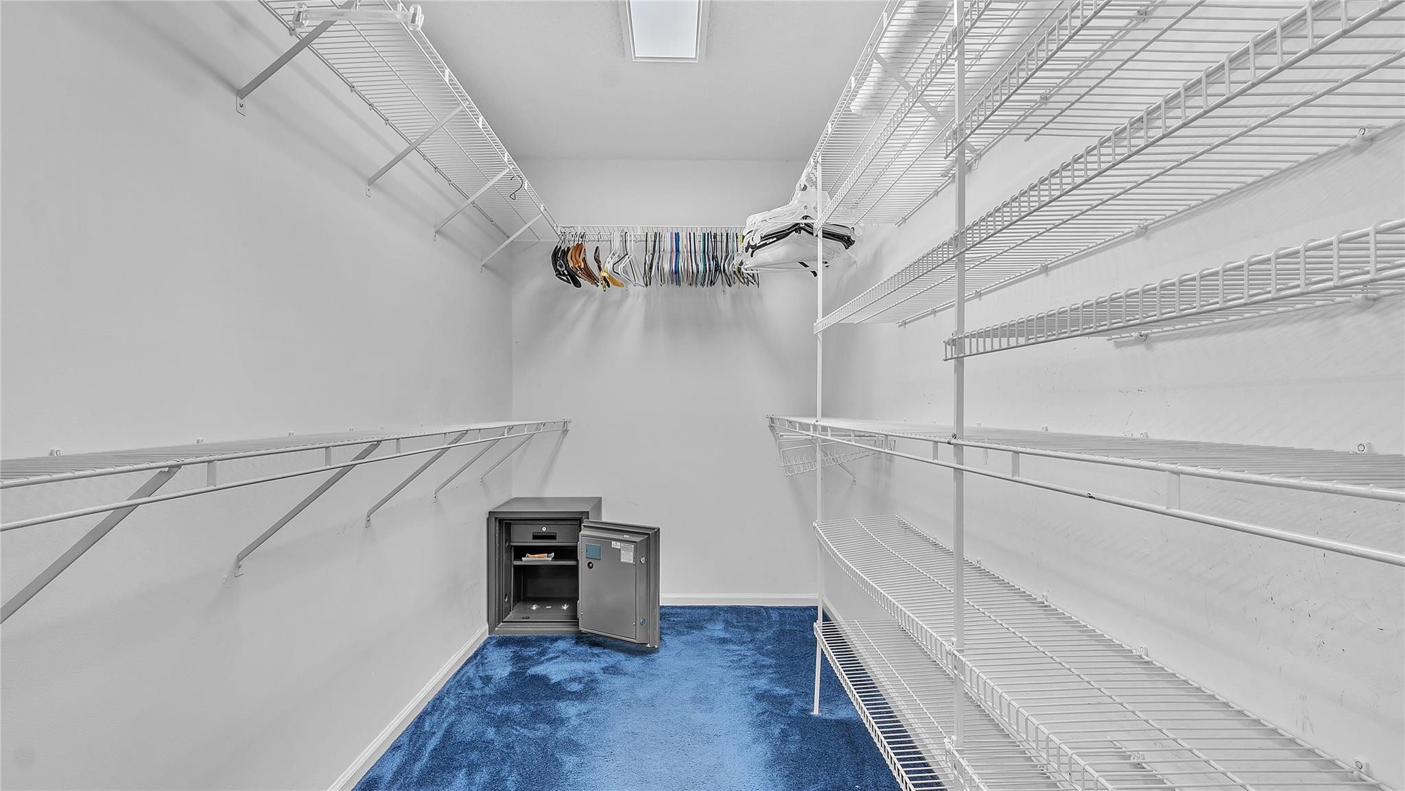 3735 Oaks Clubhouse Dr 3735