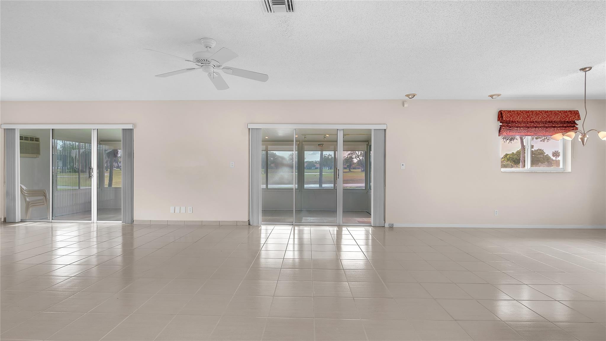 3735 Oaks Clubhouse Dr 3735