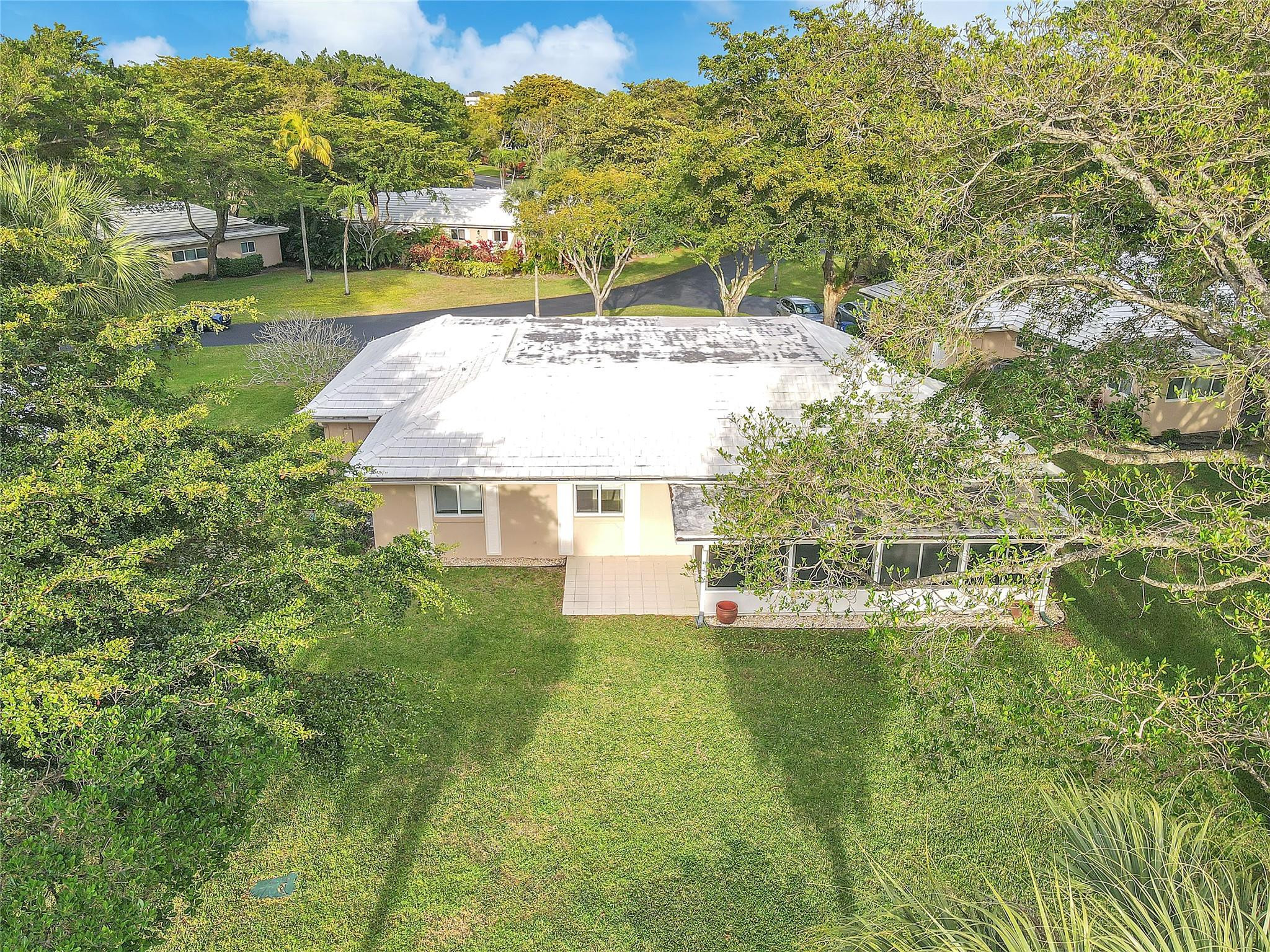 3735 Oaks Clubhouse Dr 3735