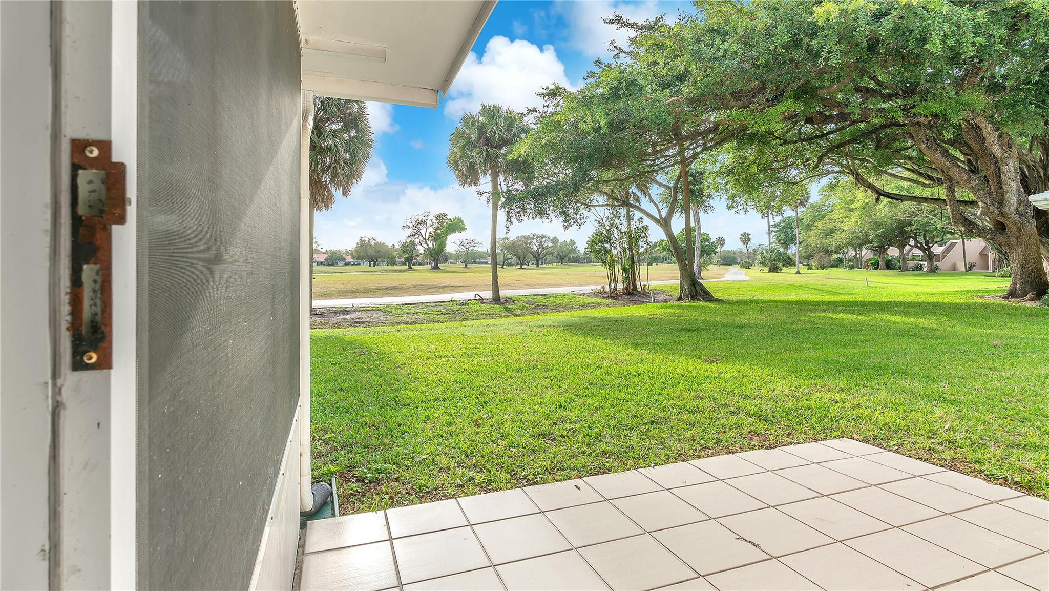 3735 Oaks Clubhouse Dr 3735