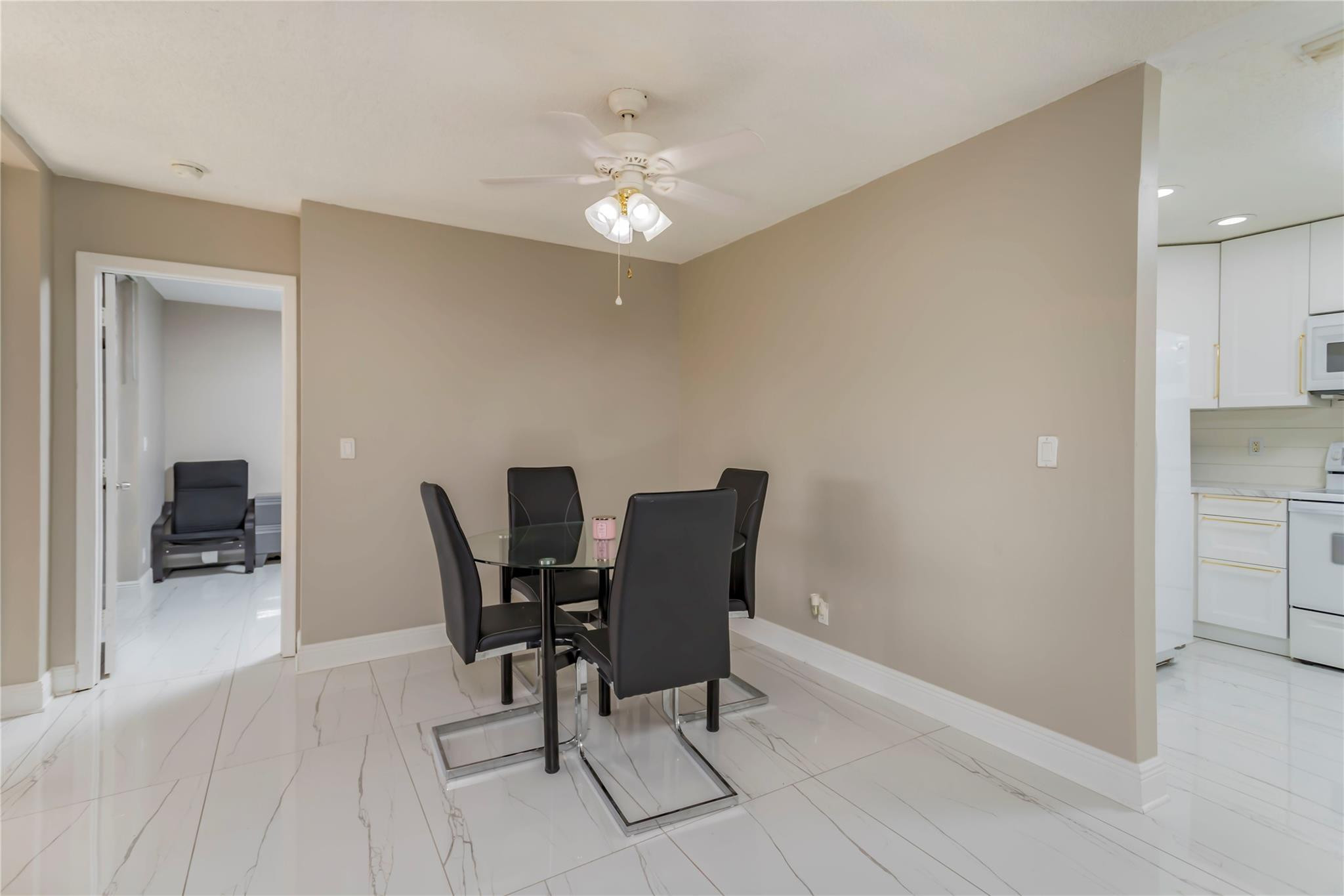 2753 S Carambola Cir S 1928