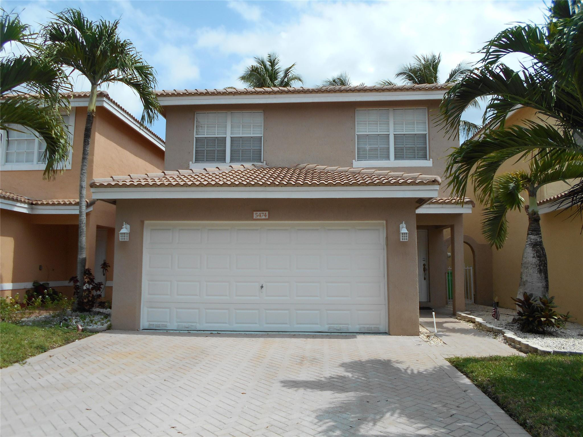 5474 NW 92nd Ave