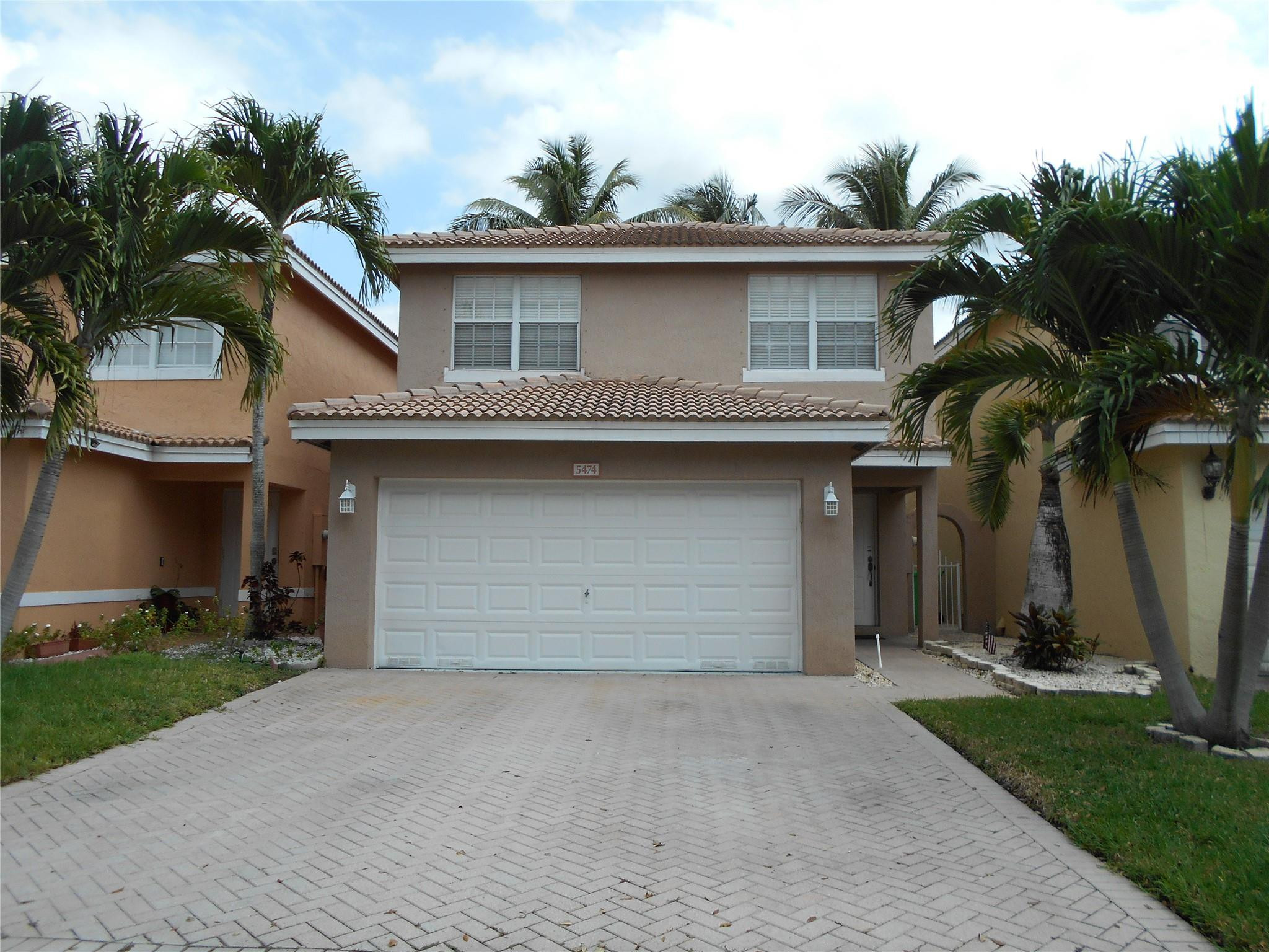 5474 NW 92nd Ave