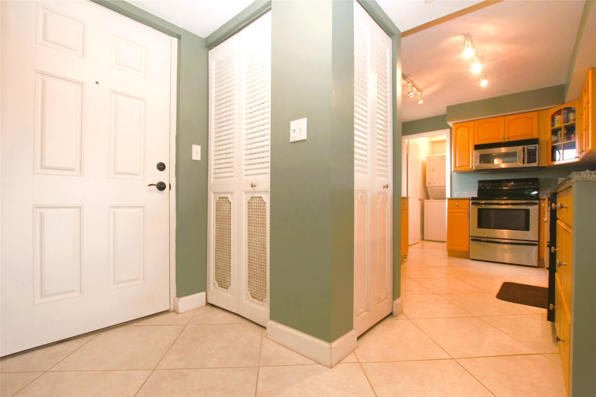 5201 NW 2nd Ave 3150