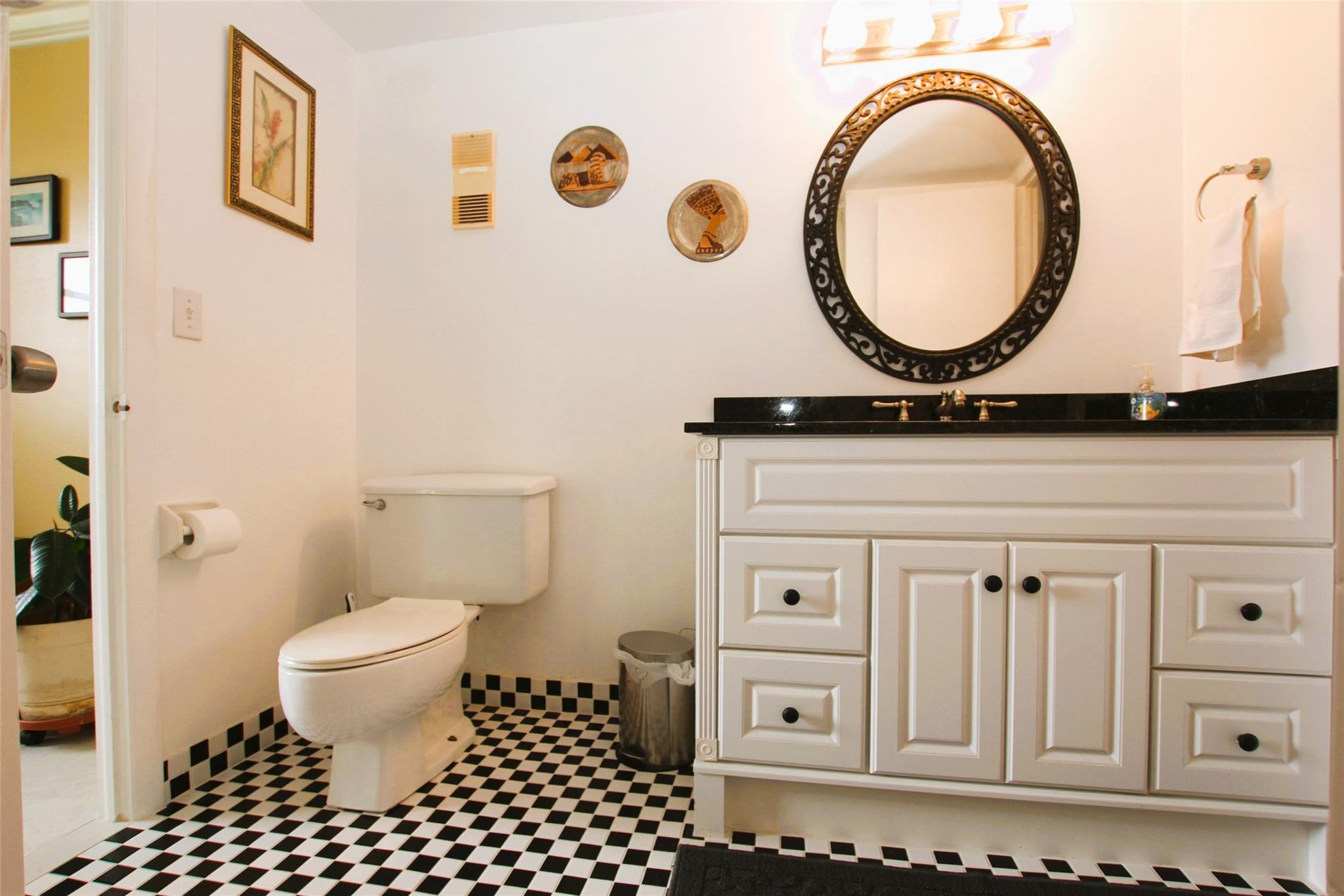 5201 NW 2nd Ave 3150