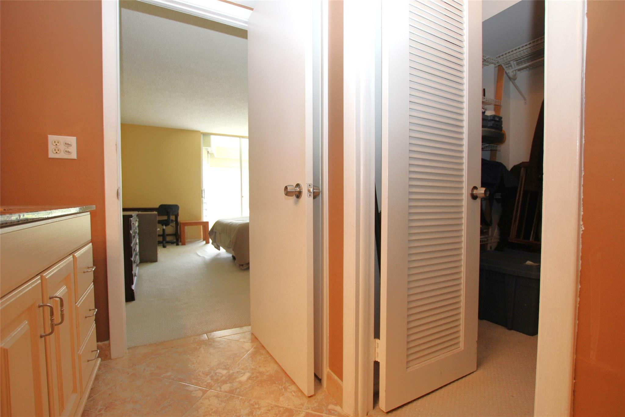 5201 NW 2nd Ave 3150