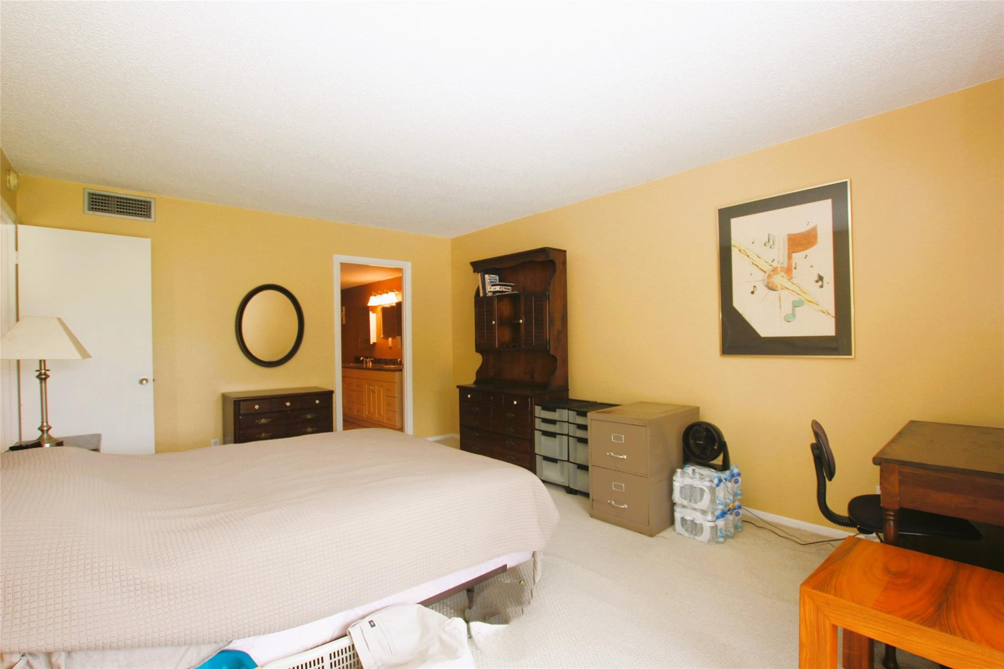 5201 NW 2nd Ave 3150