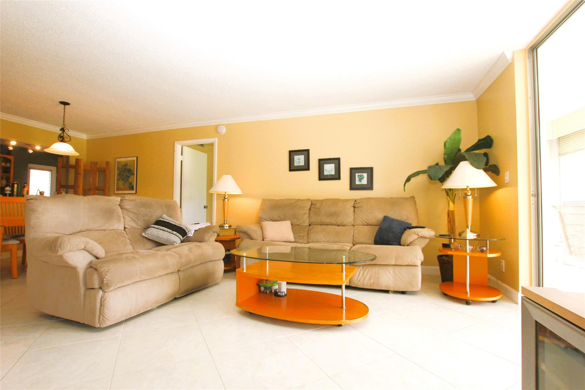 5201 NW 2nd Ave 3150