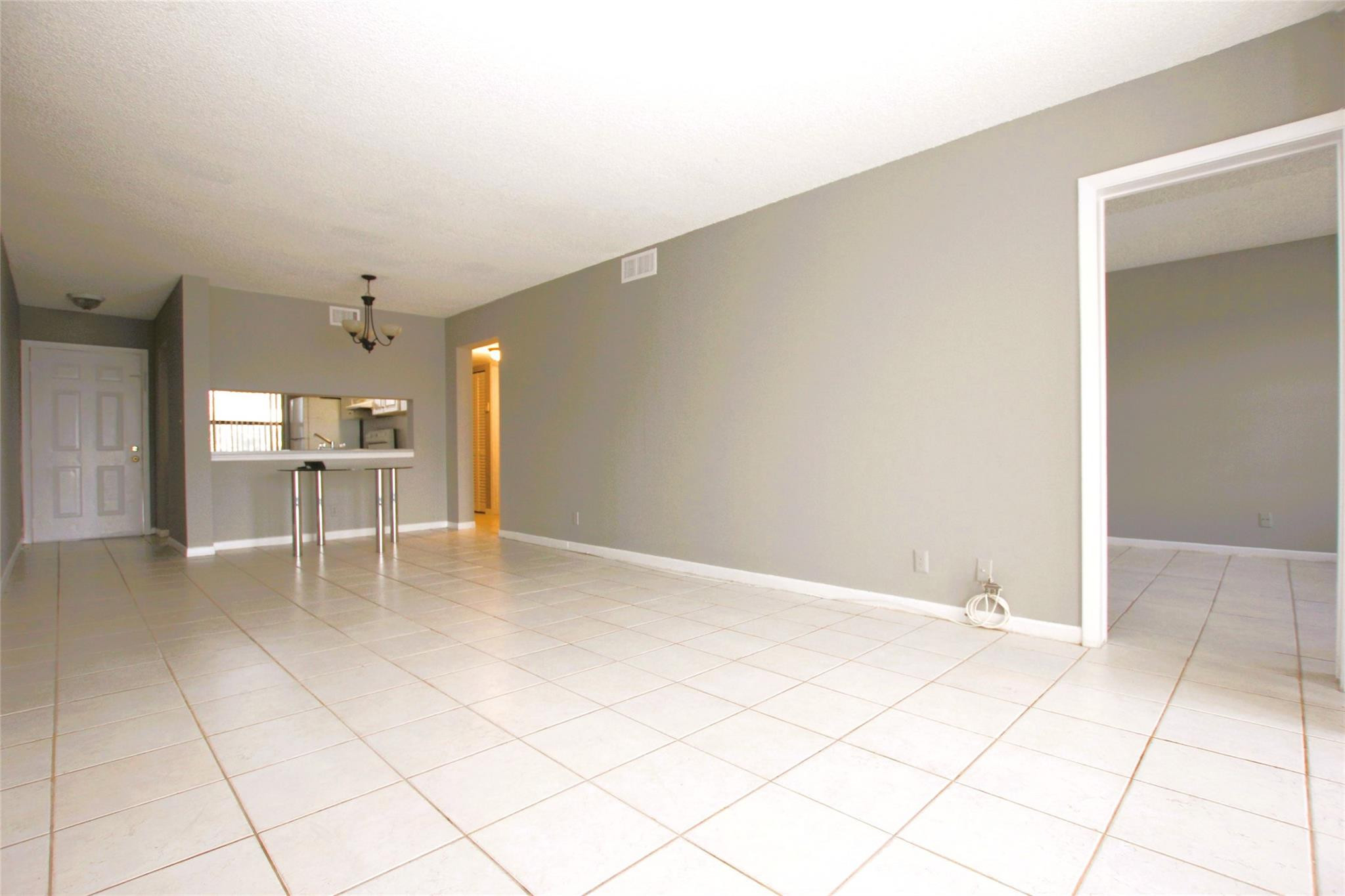 217 Lake Pointe Dr 107