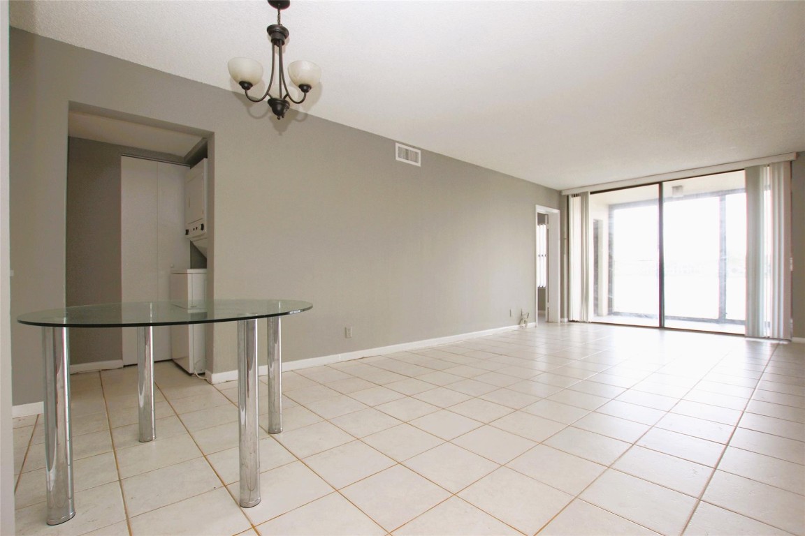 217 Lake Pointe Dr 107