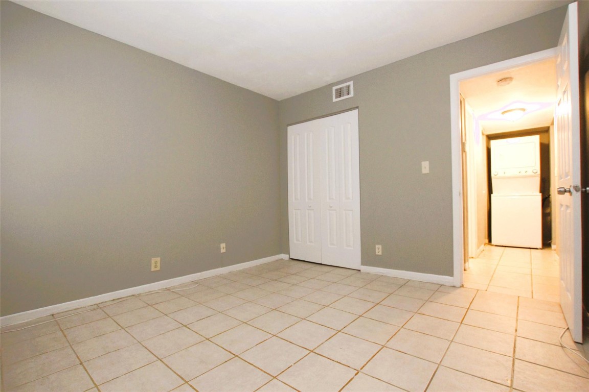 217 Lake Pointe Dr 107