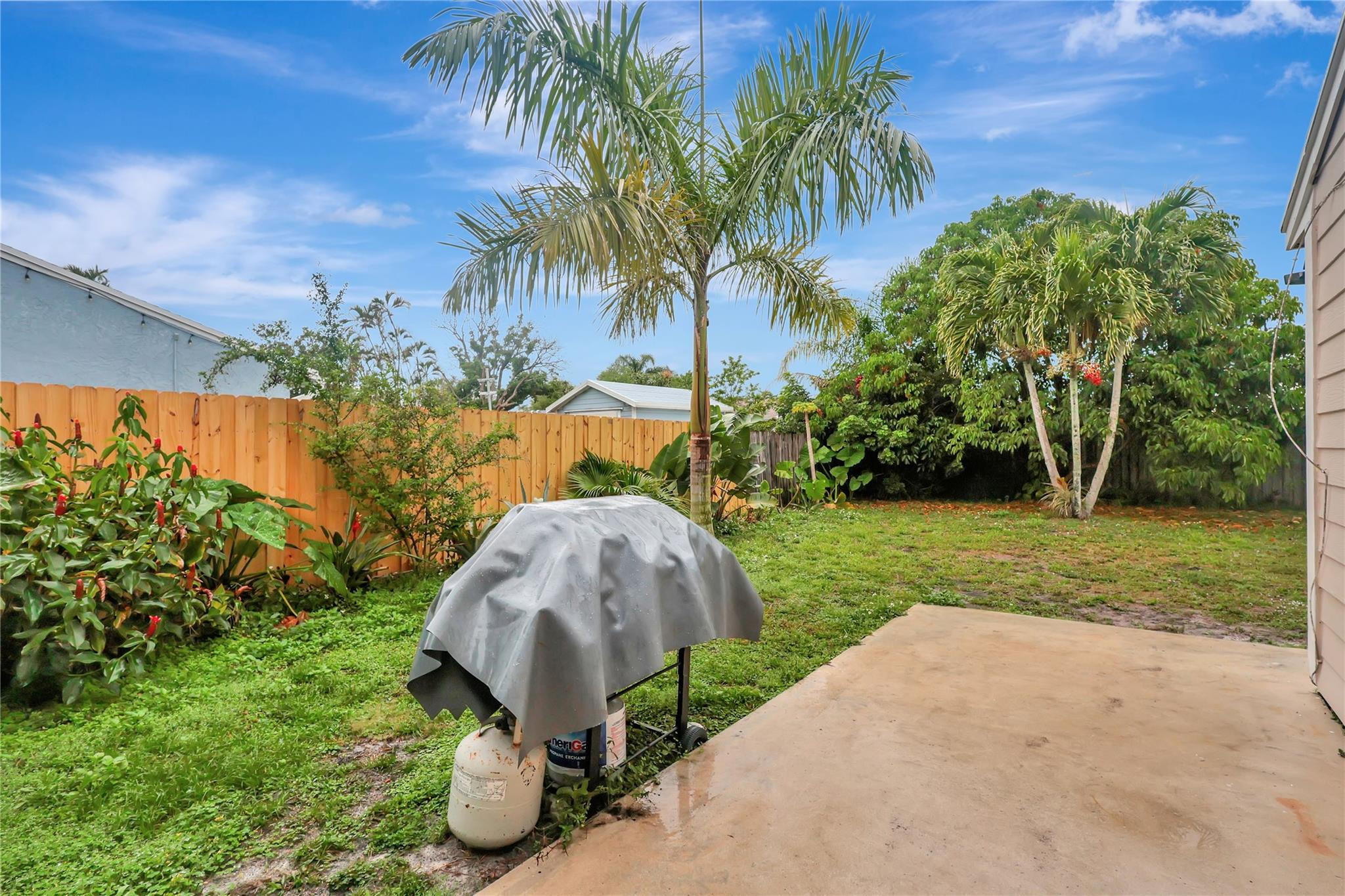 10579 Bobbie Ln