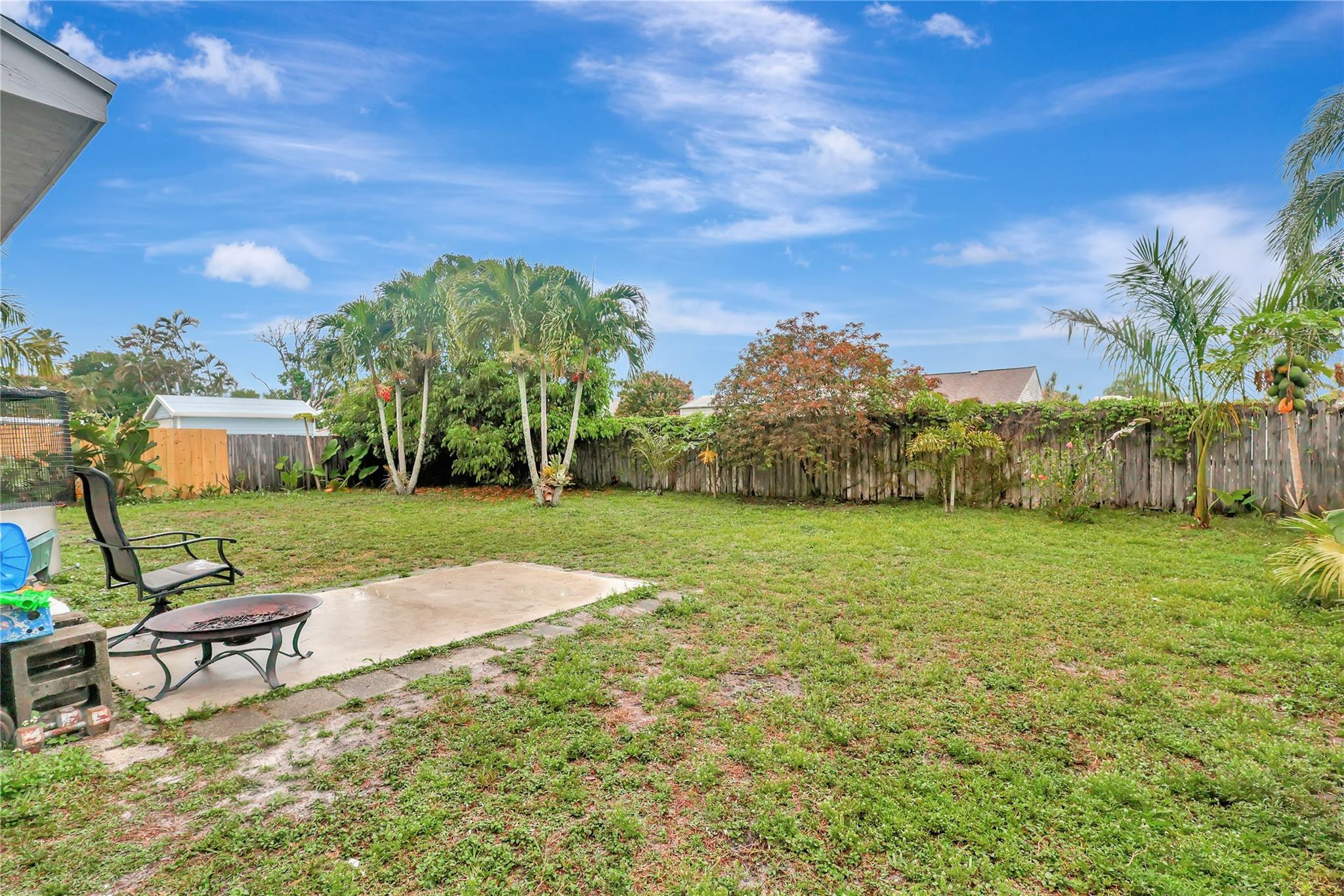10579 Bobbie Ln