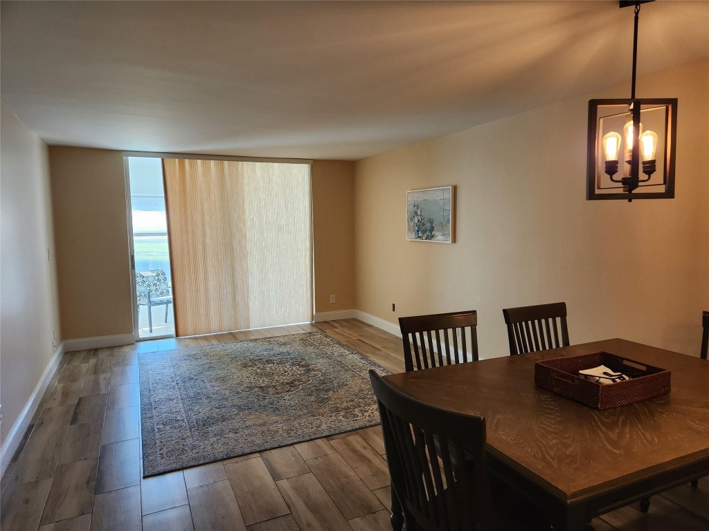 2761 N Pine Island Rd 101