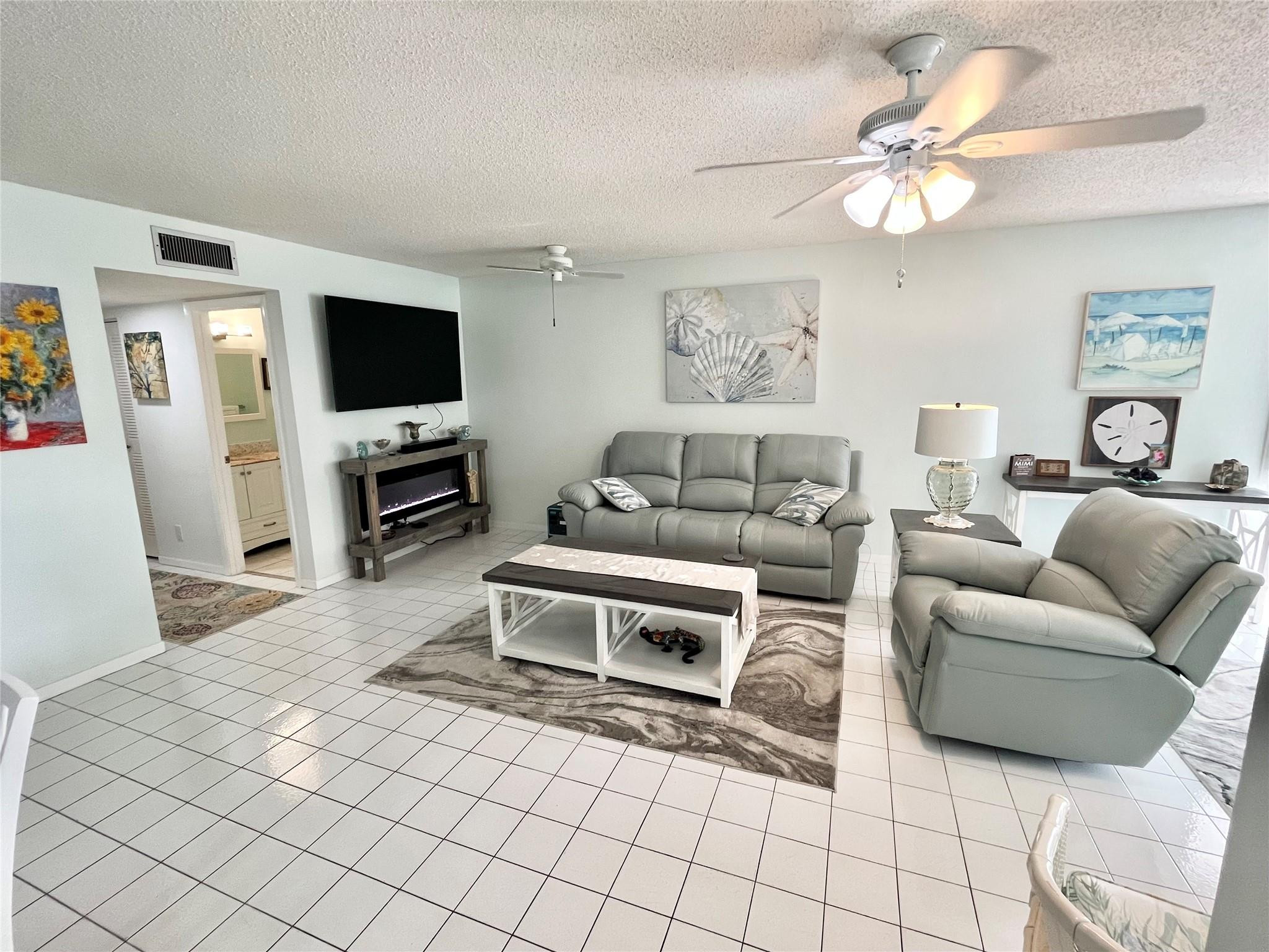 1235 W Club Drive C