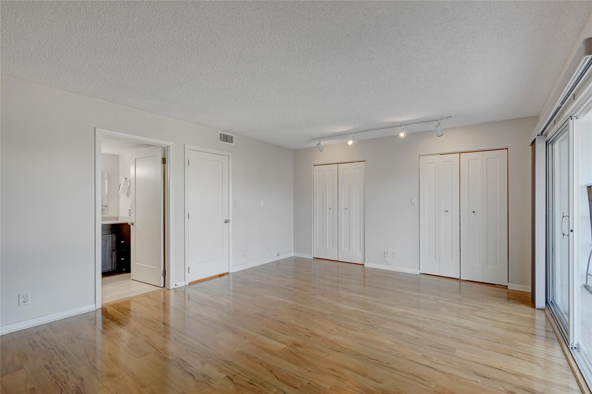 1804 Eleuthera Pt F3