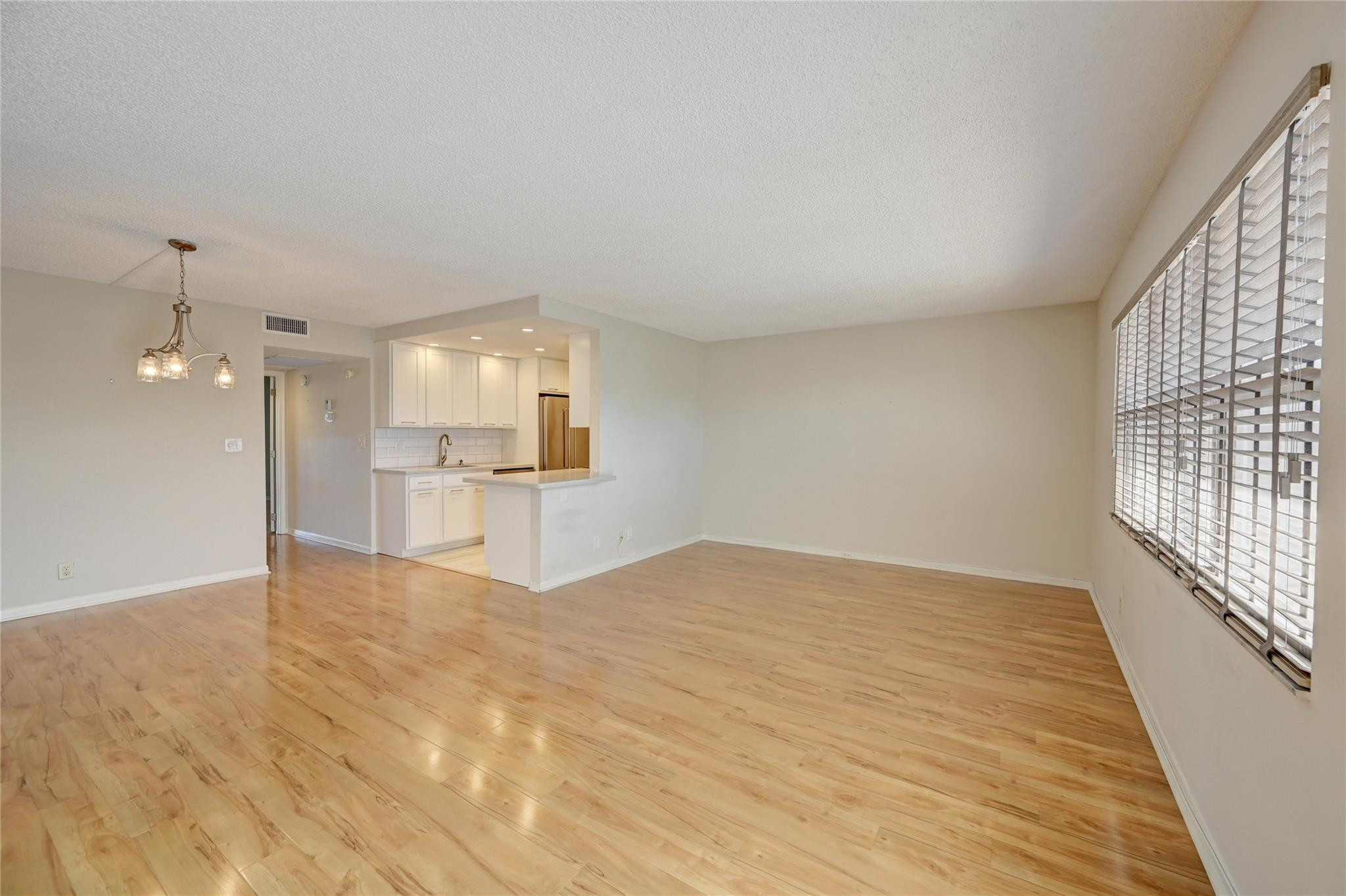 1804 Eleuthera Pt F3